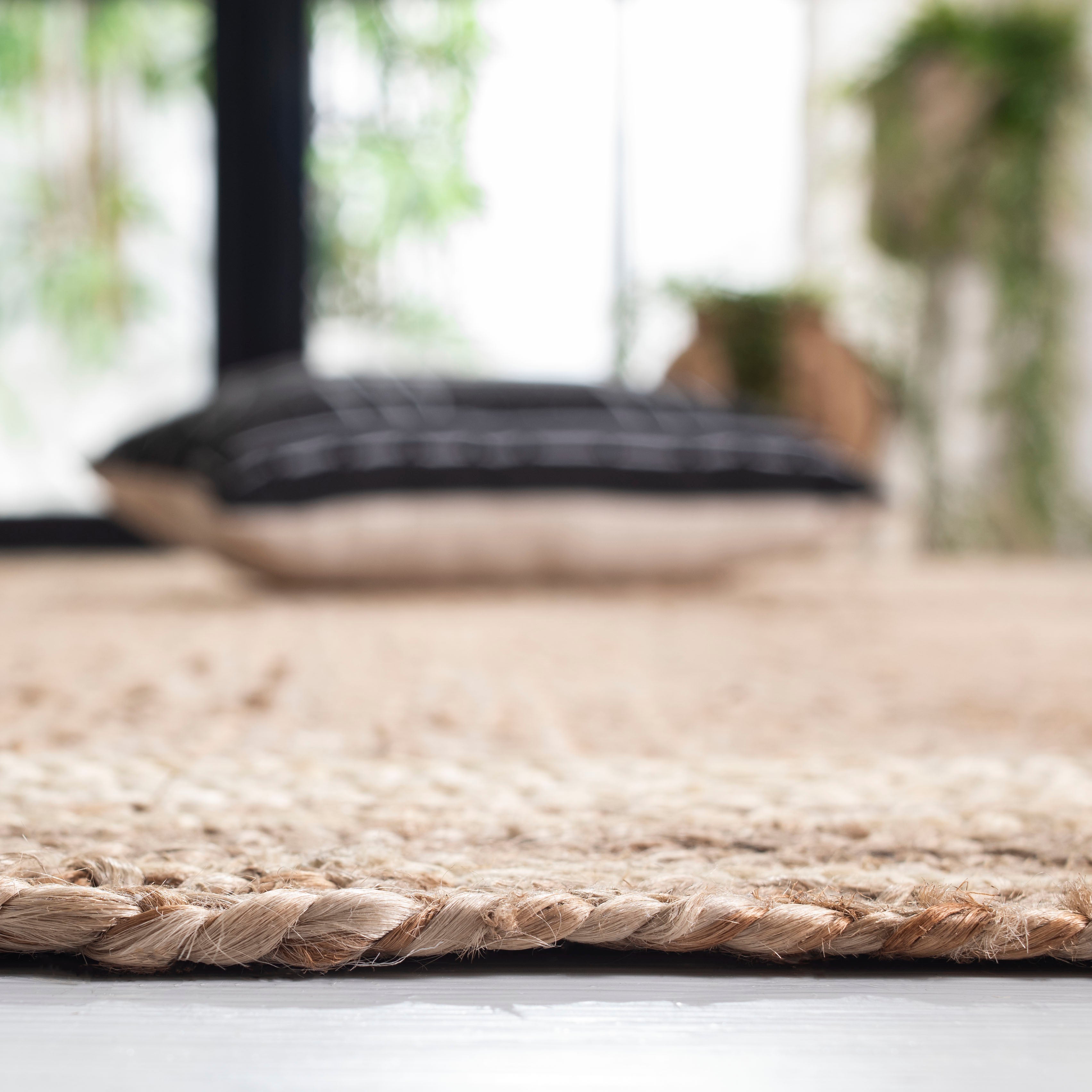 NATURAL FIBER 109 – IVORY / NATURAL