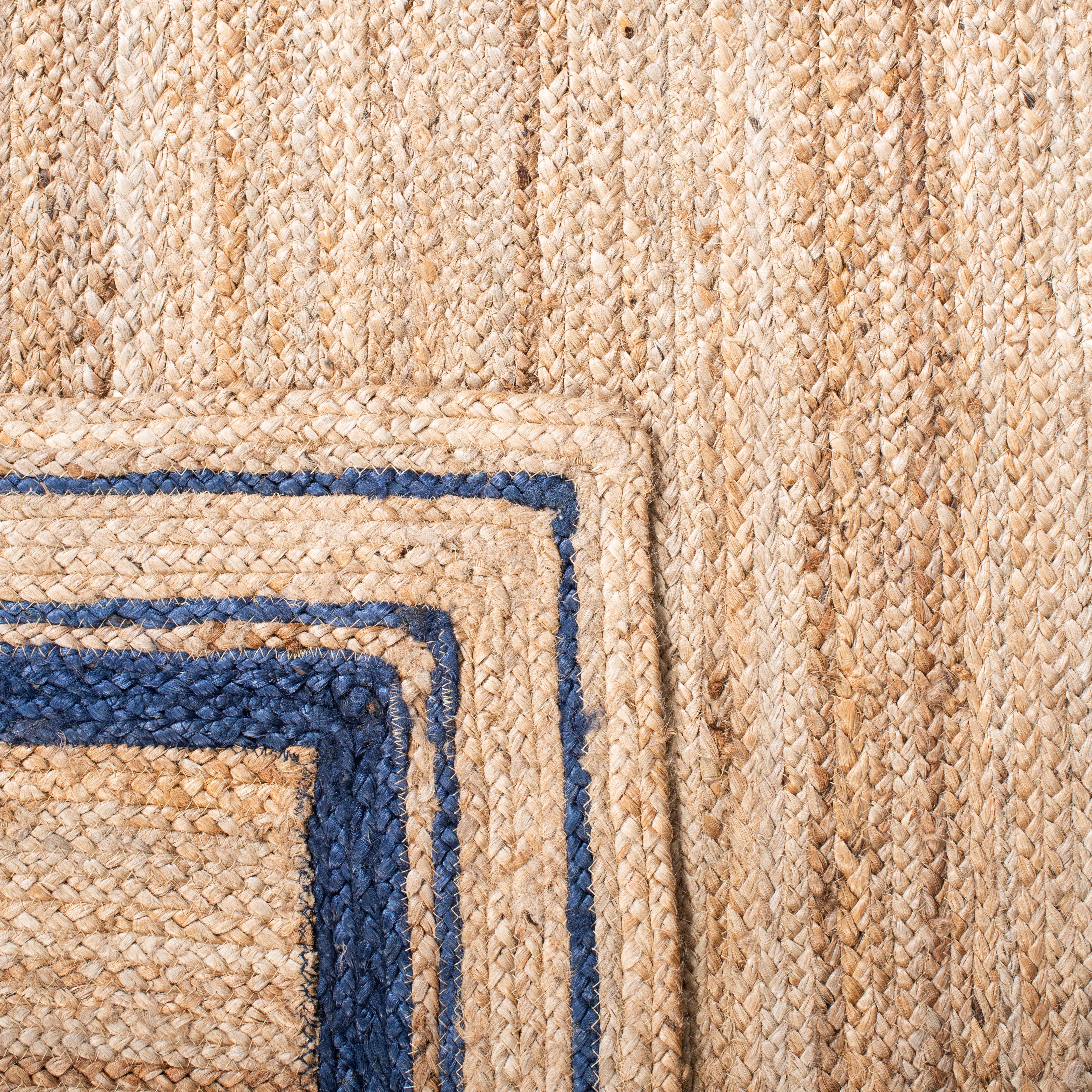 NATURAL FIBER 109 – NAVY / NATURAL