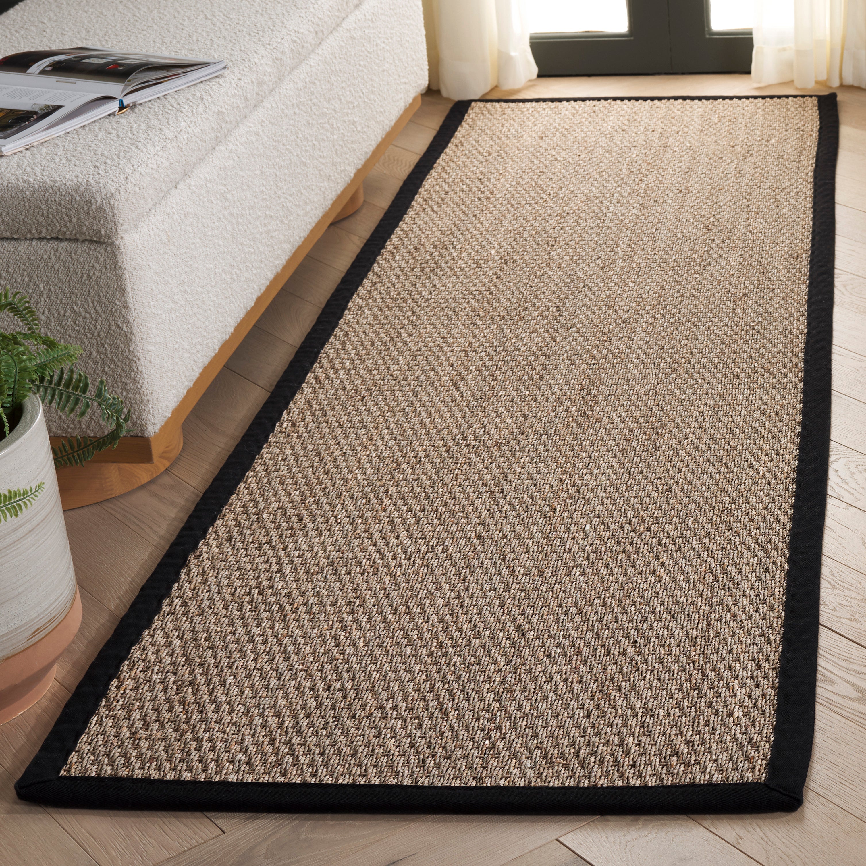NATURAL FIBER 111 – NATURAL / BLACK
