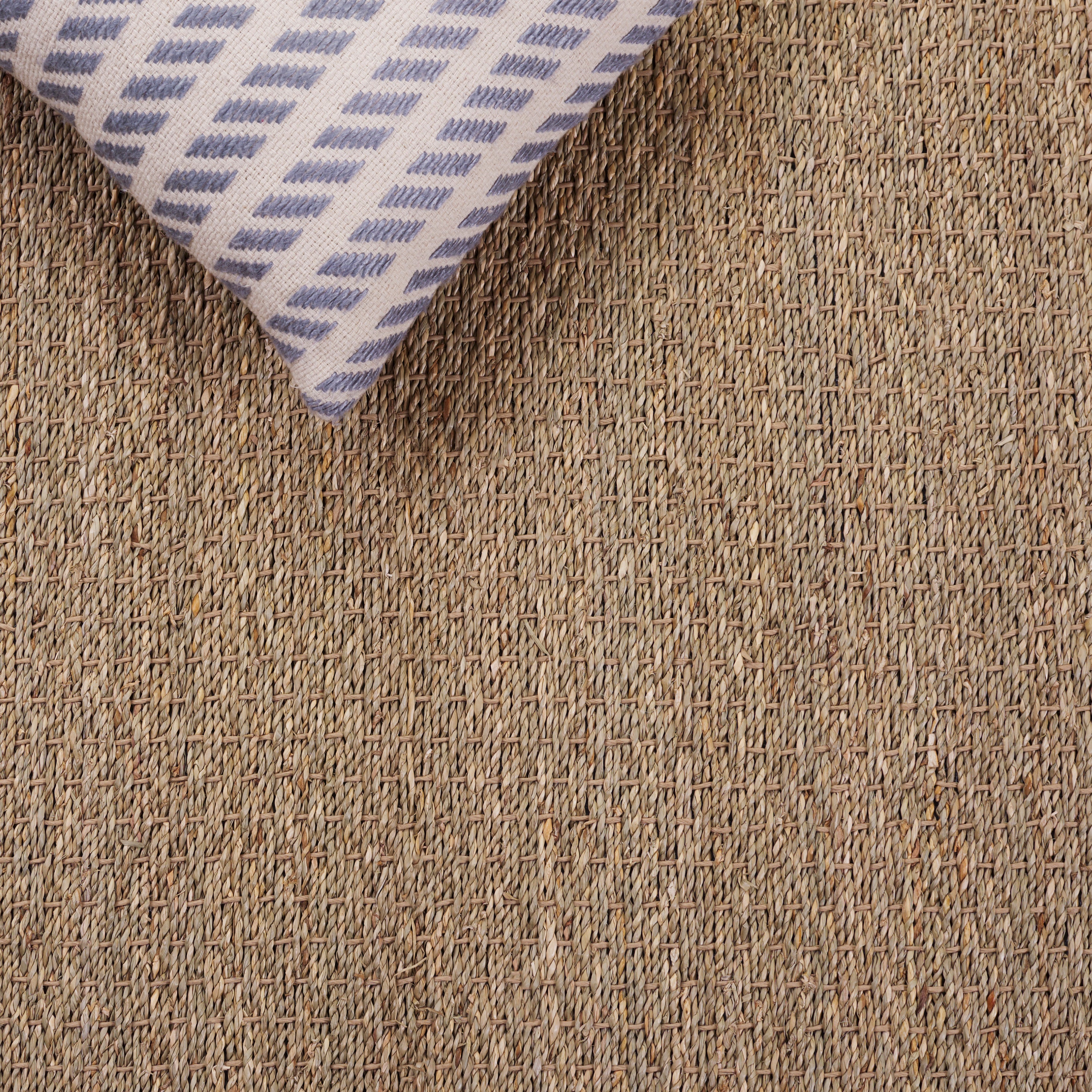 NATURAL FIBER 111 – NATURAL / NAVY BLUE