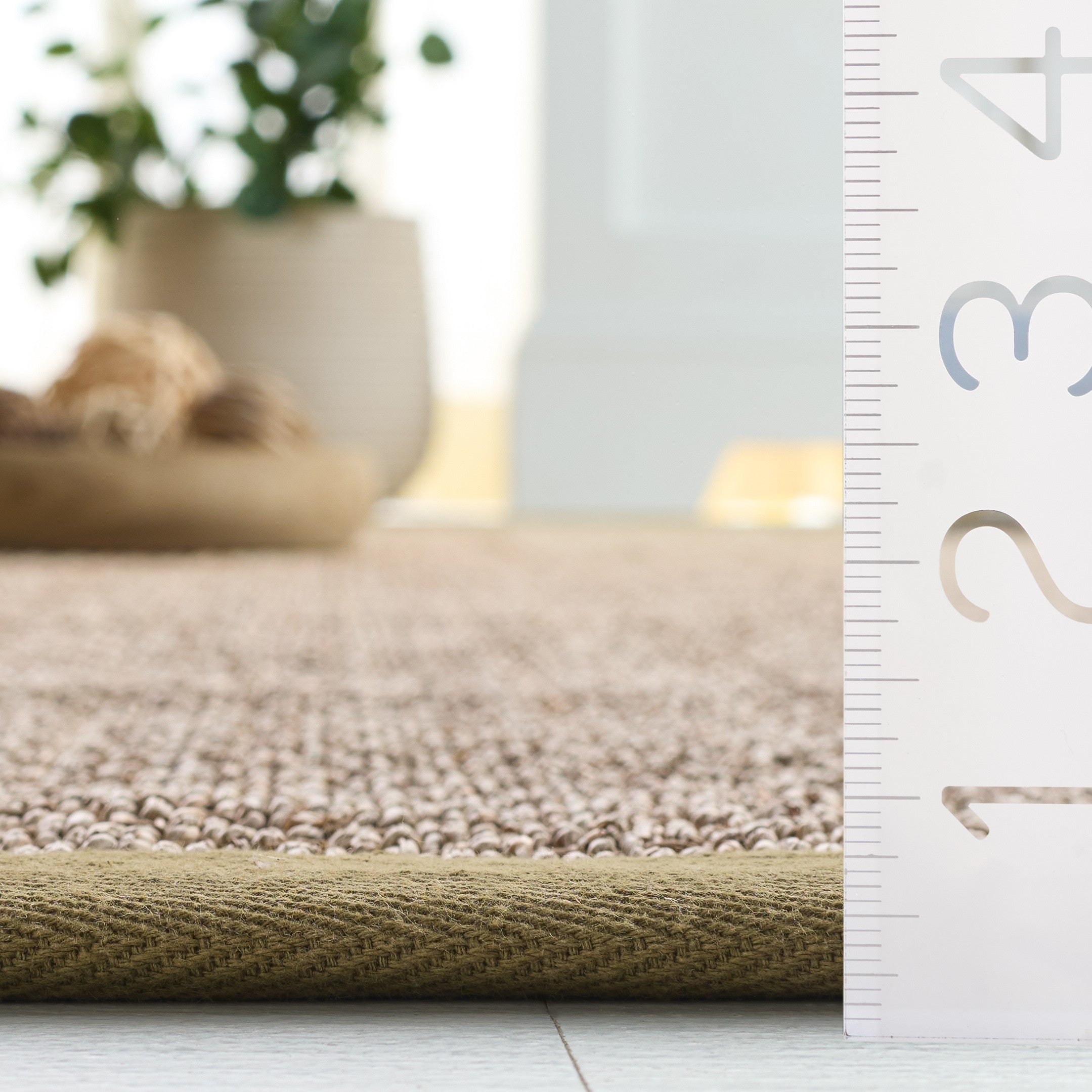 NATURAL FIBER 111 – NATURAL / OLIVE