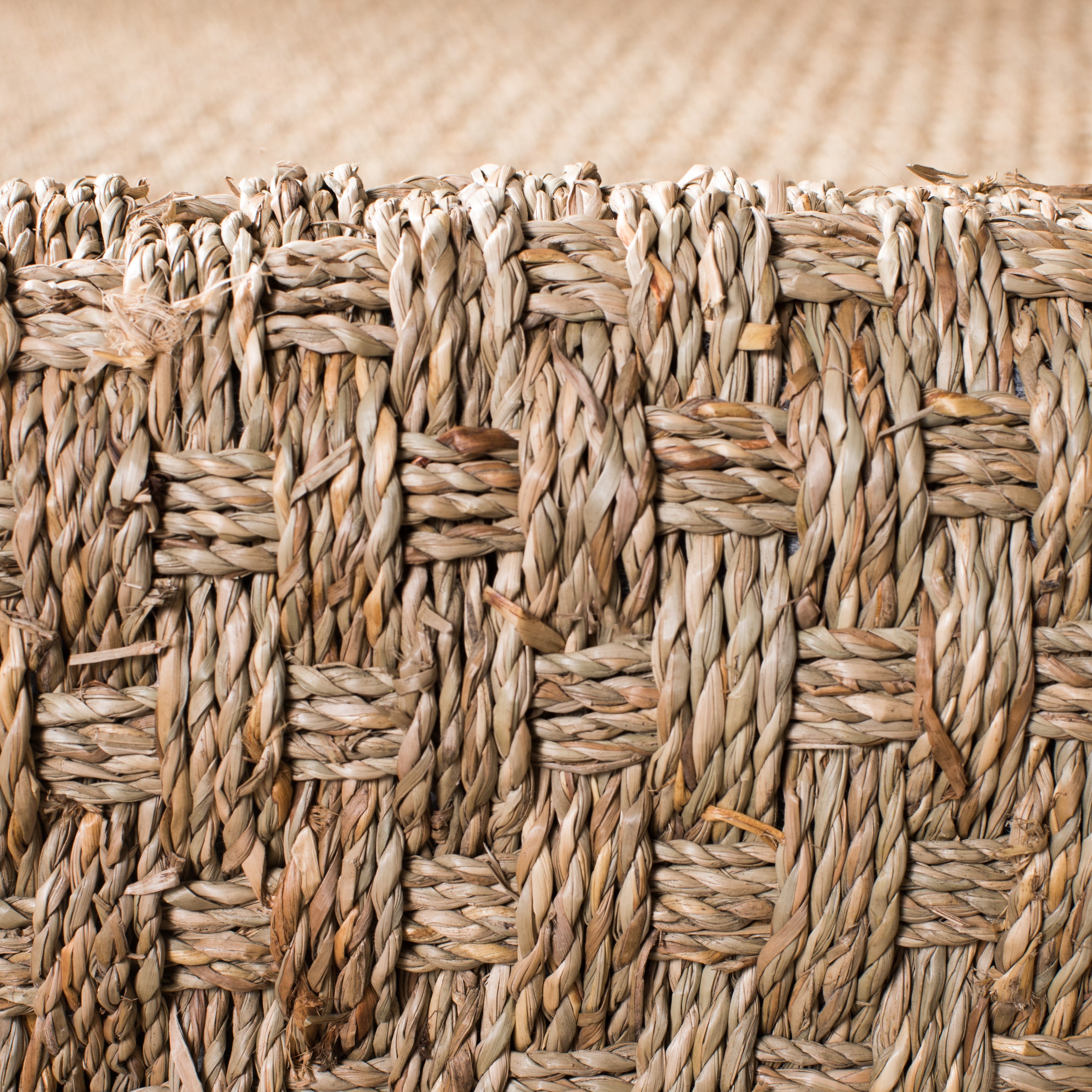 Natural / Dark Brown