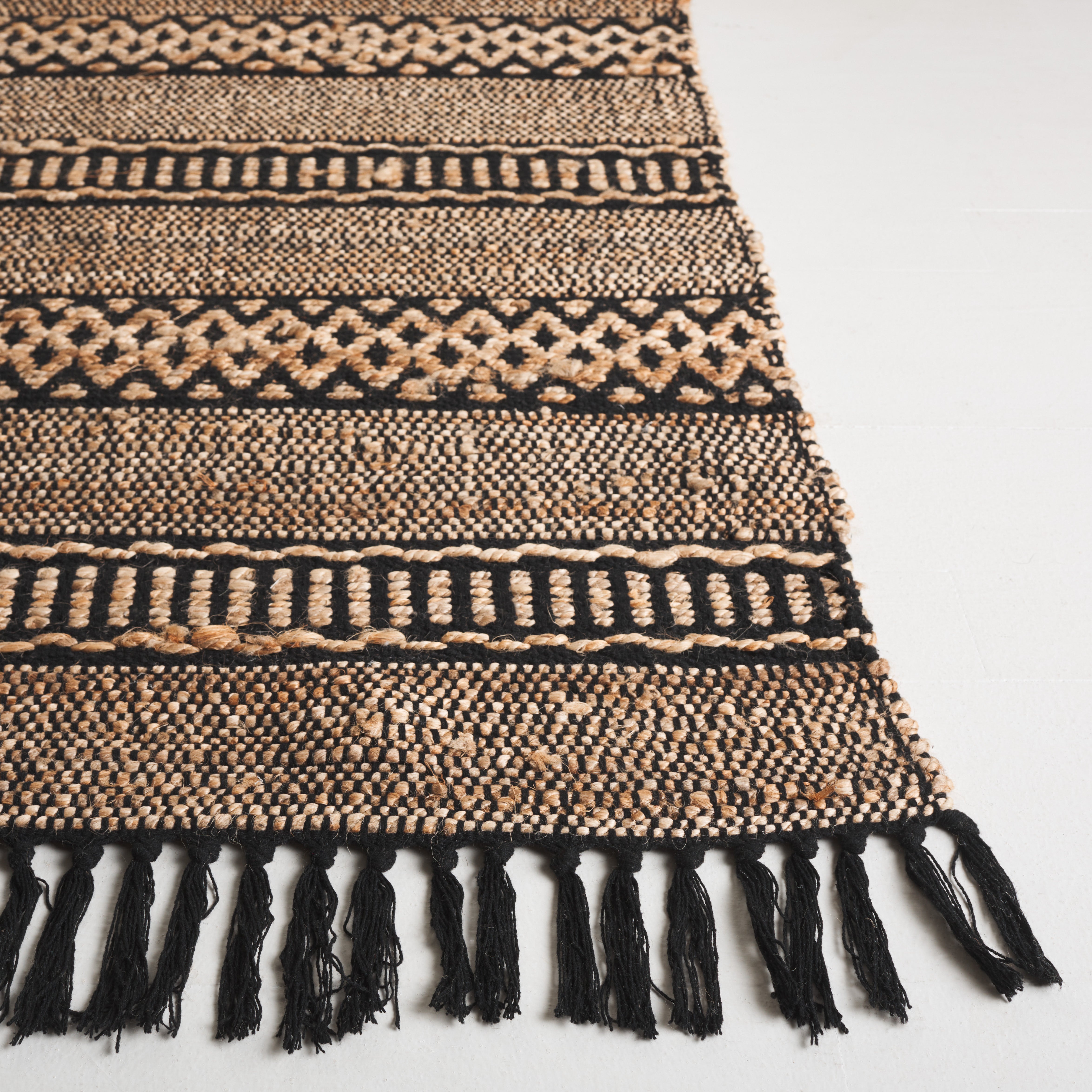NATURAL FIBER 123 – NATURAL / BLACK