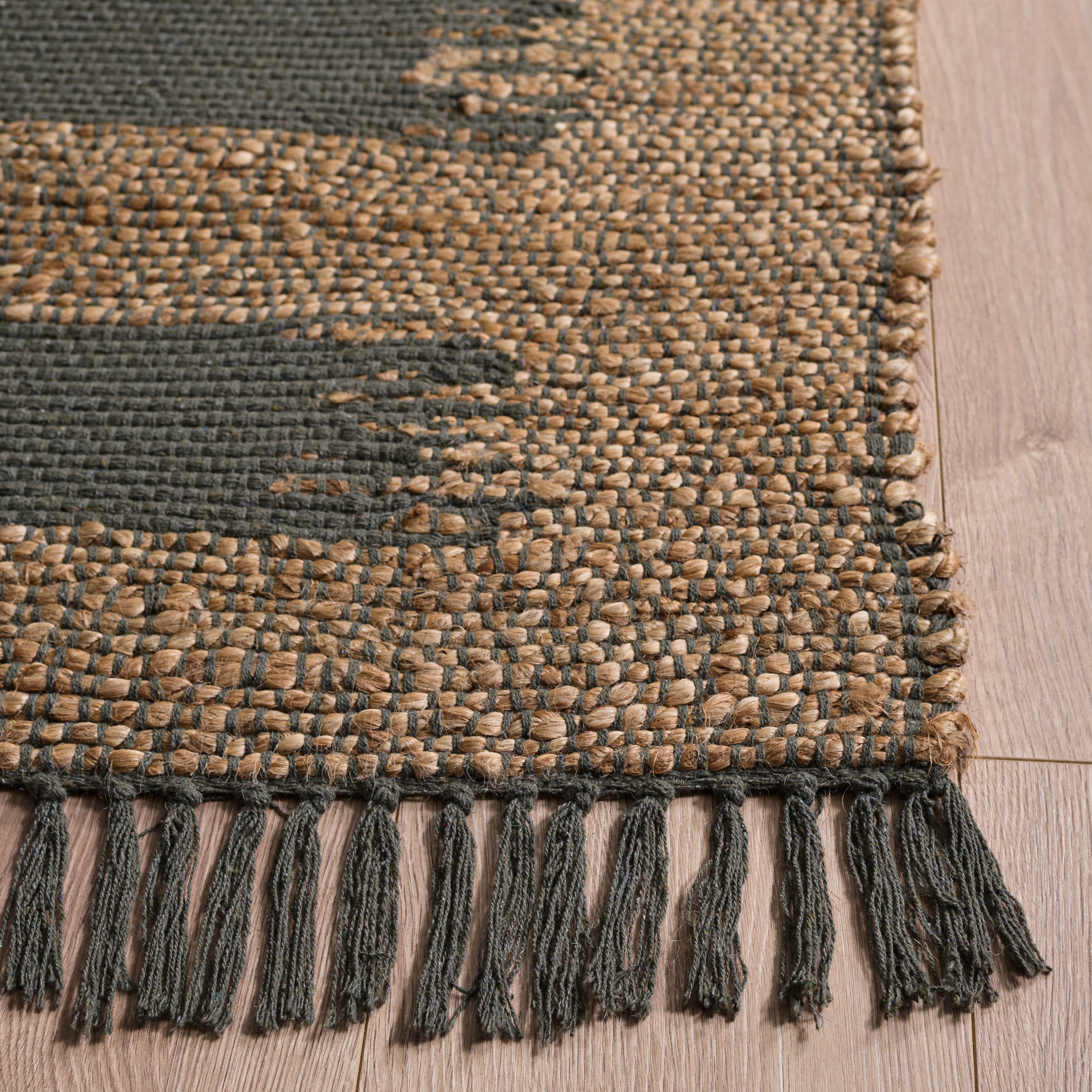 NATURAL FIBER 124 – NATURAL / GREEN