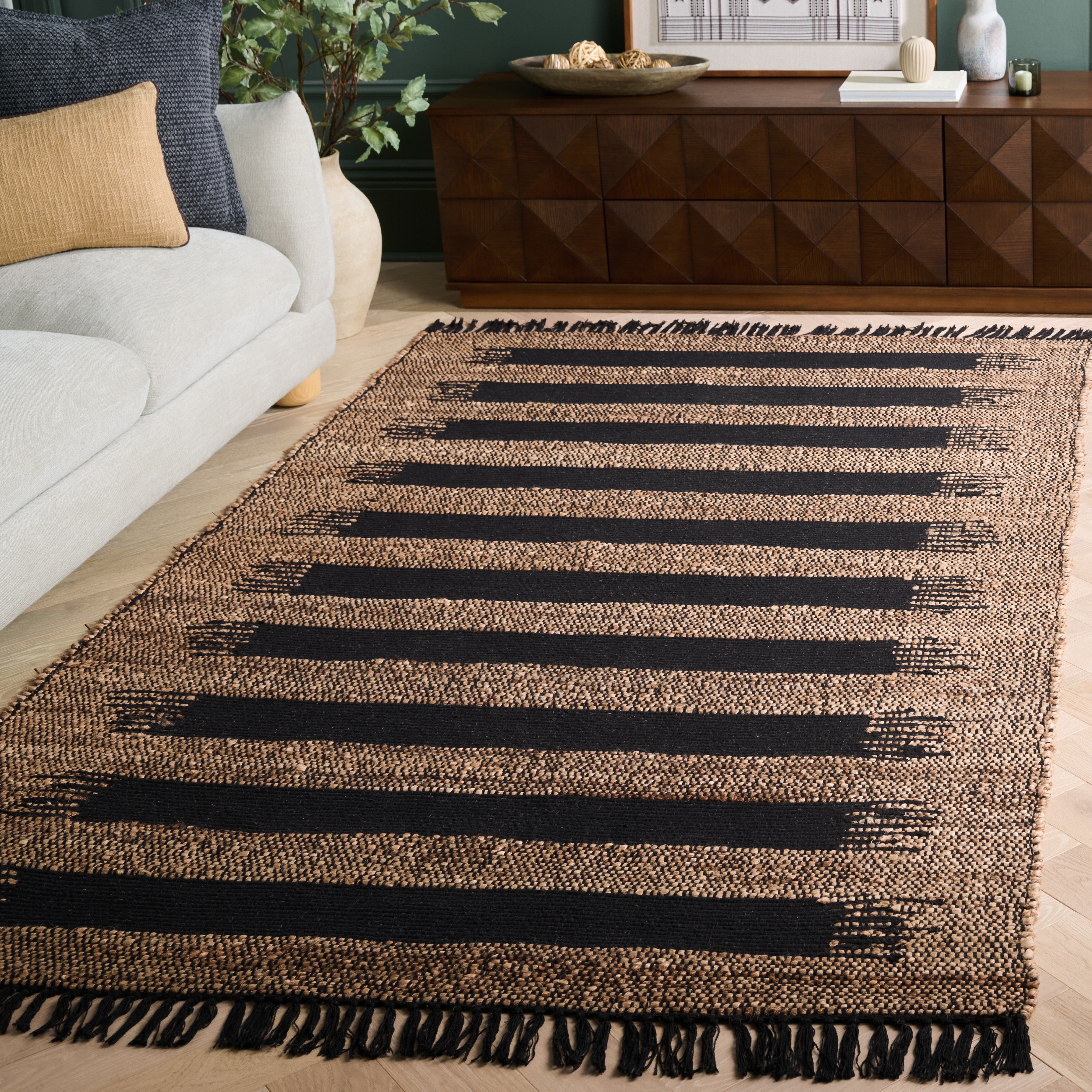 NATURAL FIBER 124 – NATURAL / BLACK