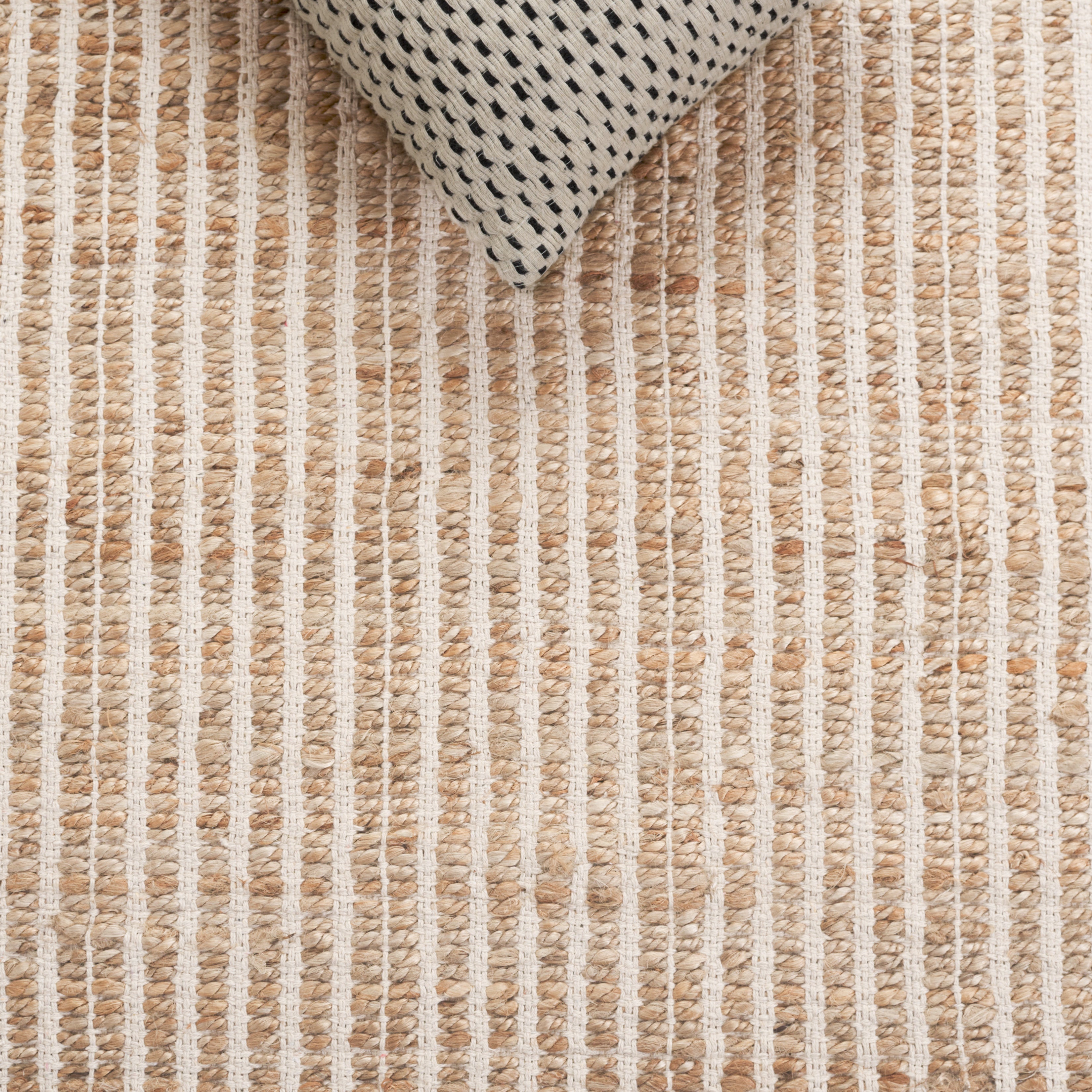 NATURAL FIBER 126 – NATURAL / IVORY