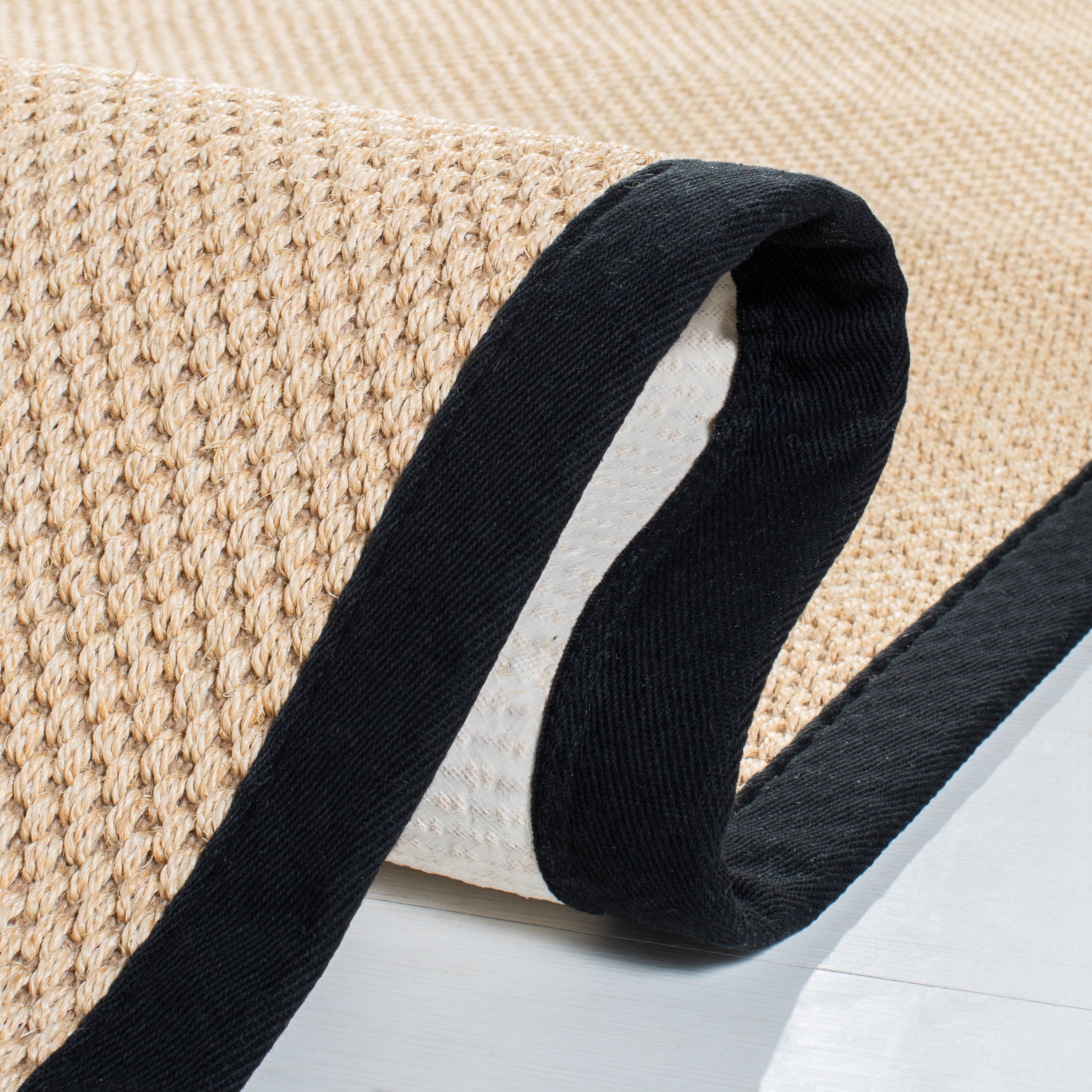 MAIZE / BLACK