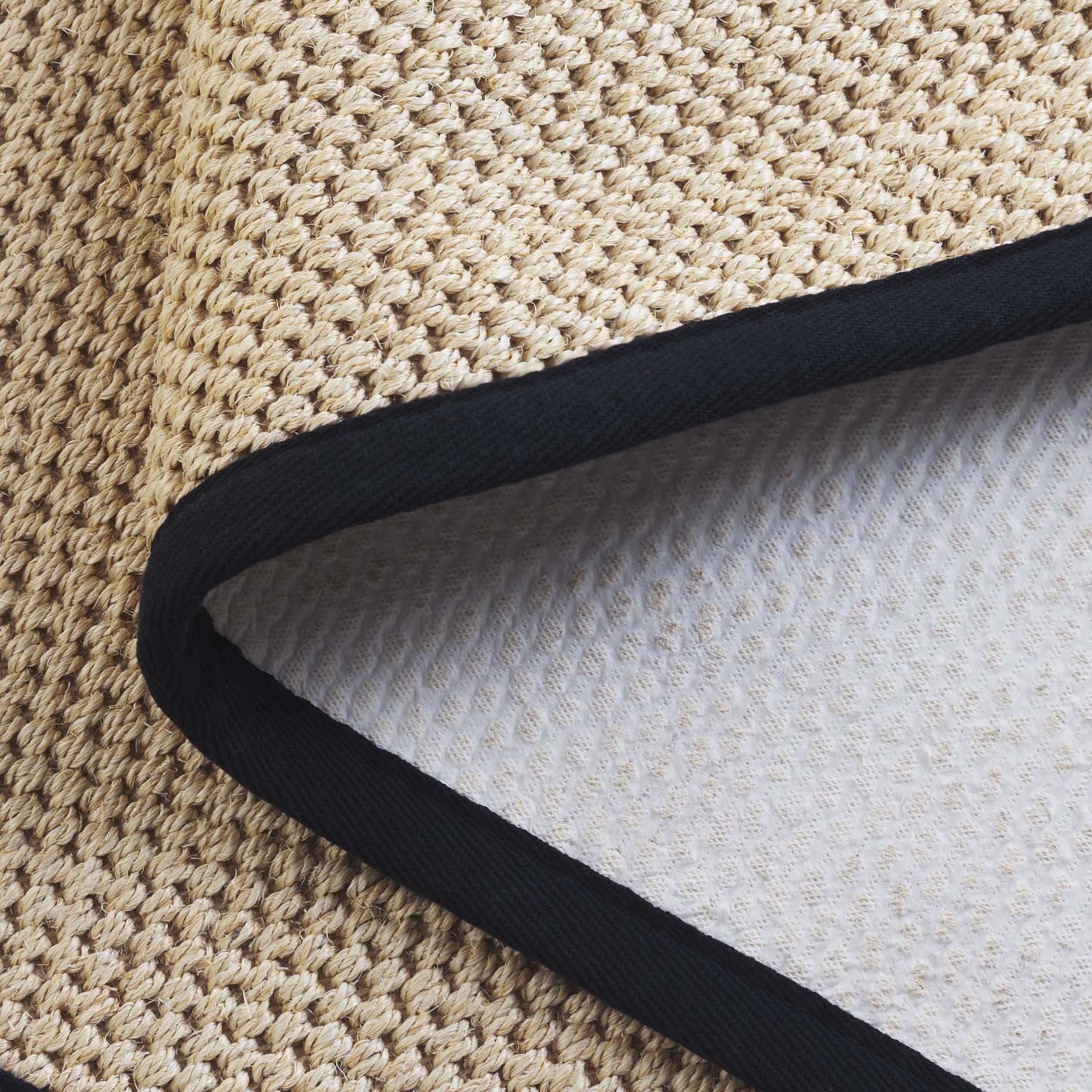 MAIZE / BLACK
