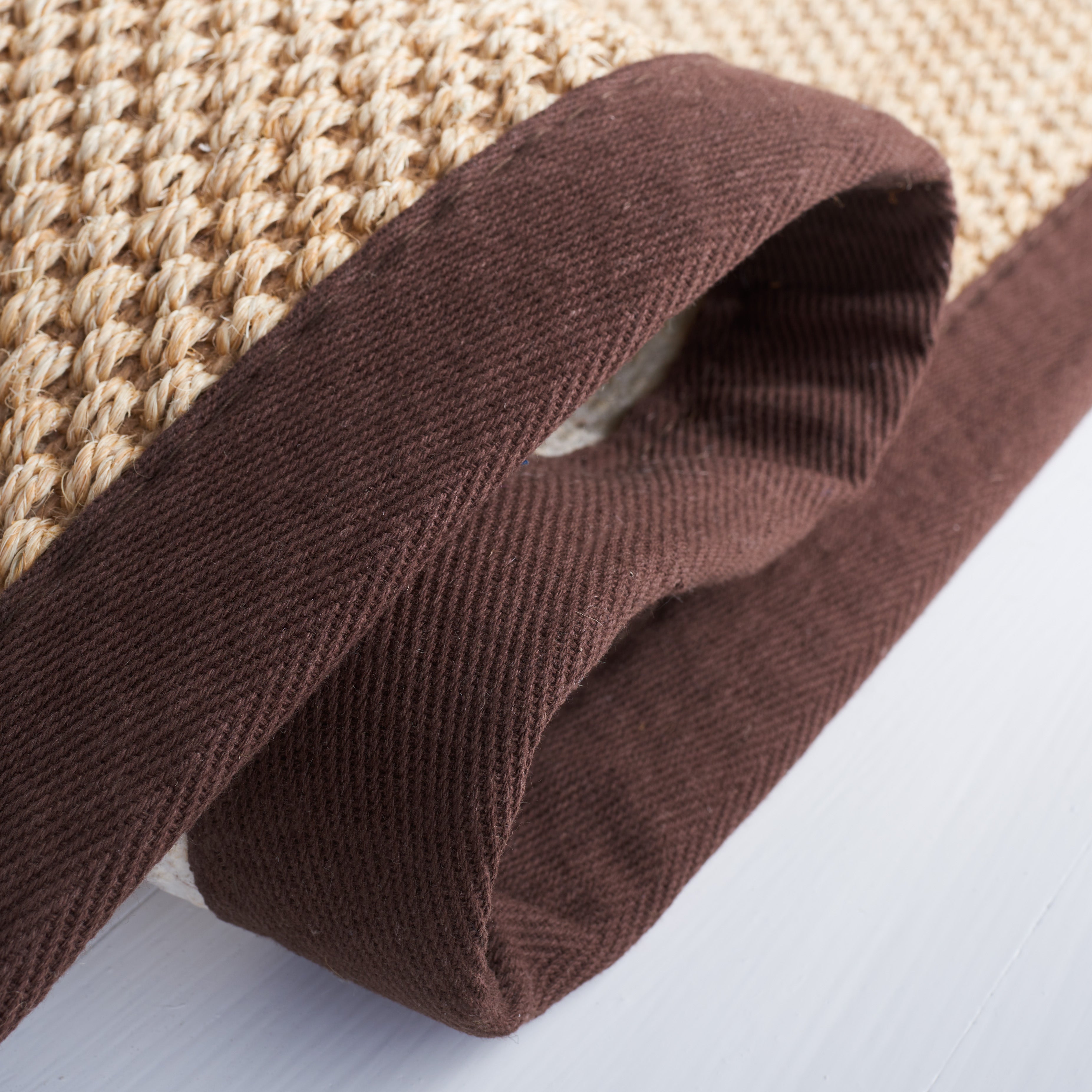 MAIZE / BROWN