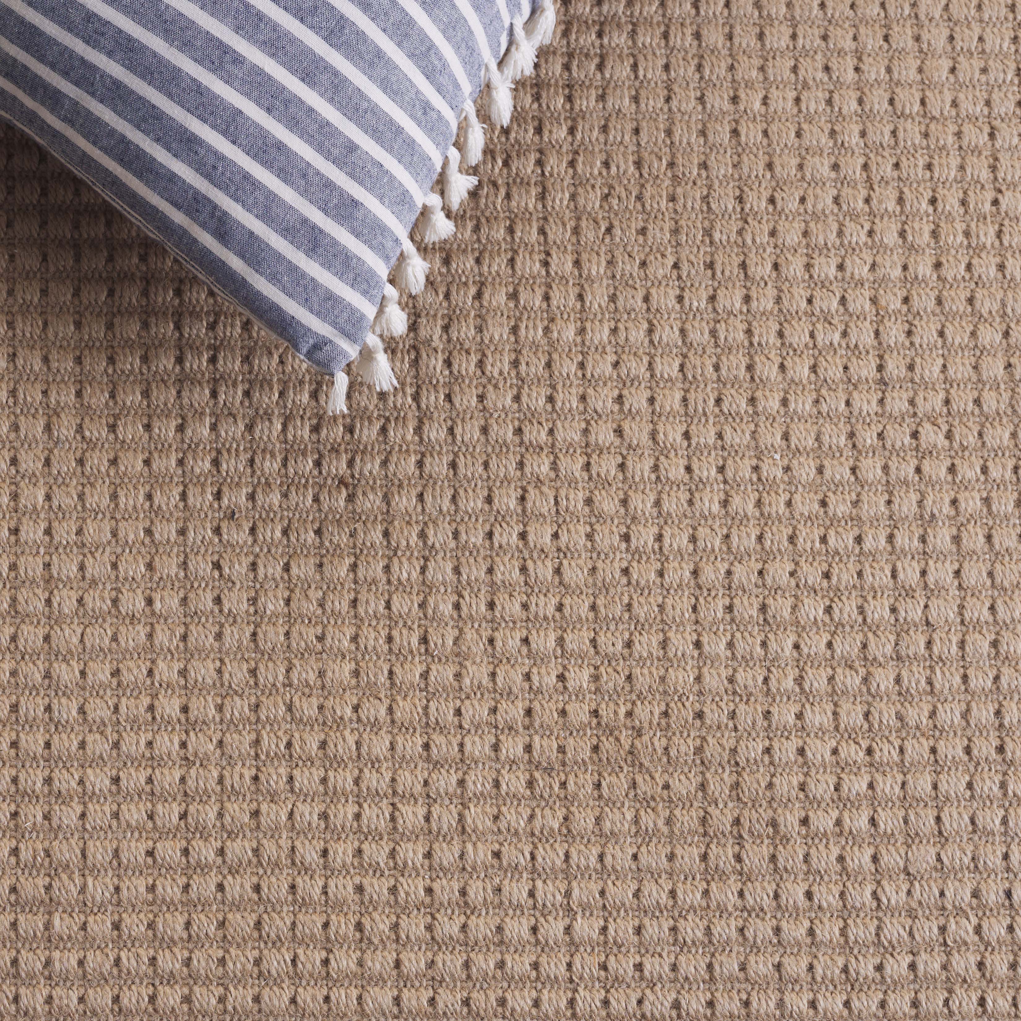 NATURAL FIBER 144 – MAIZE / BROWN