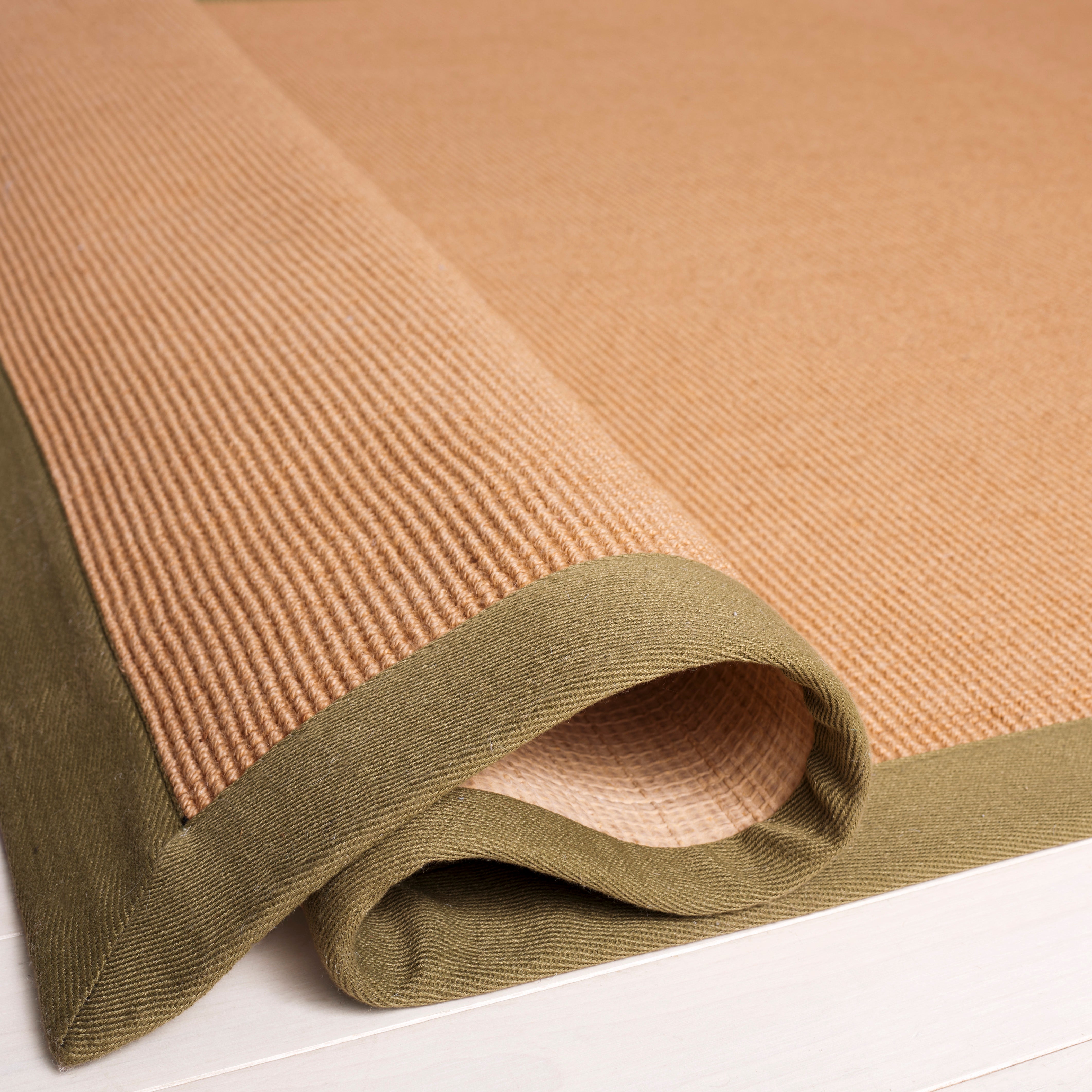 NATURAL / OLIVE