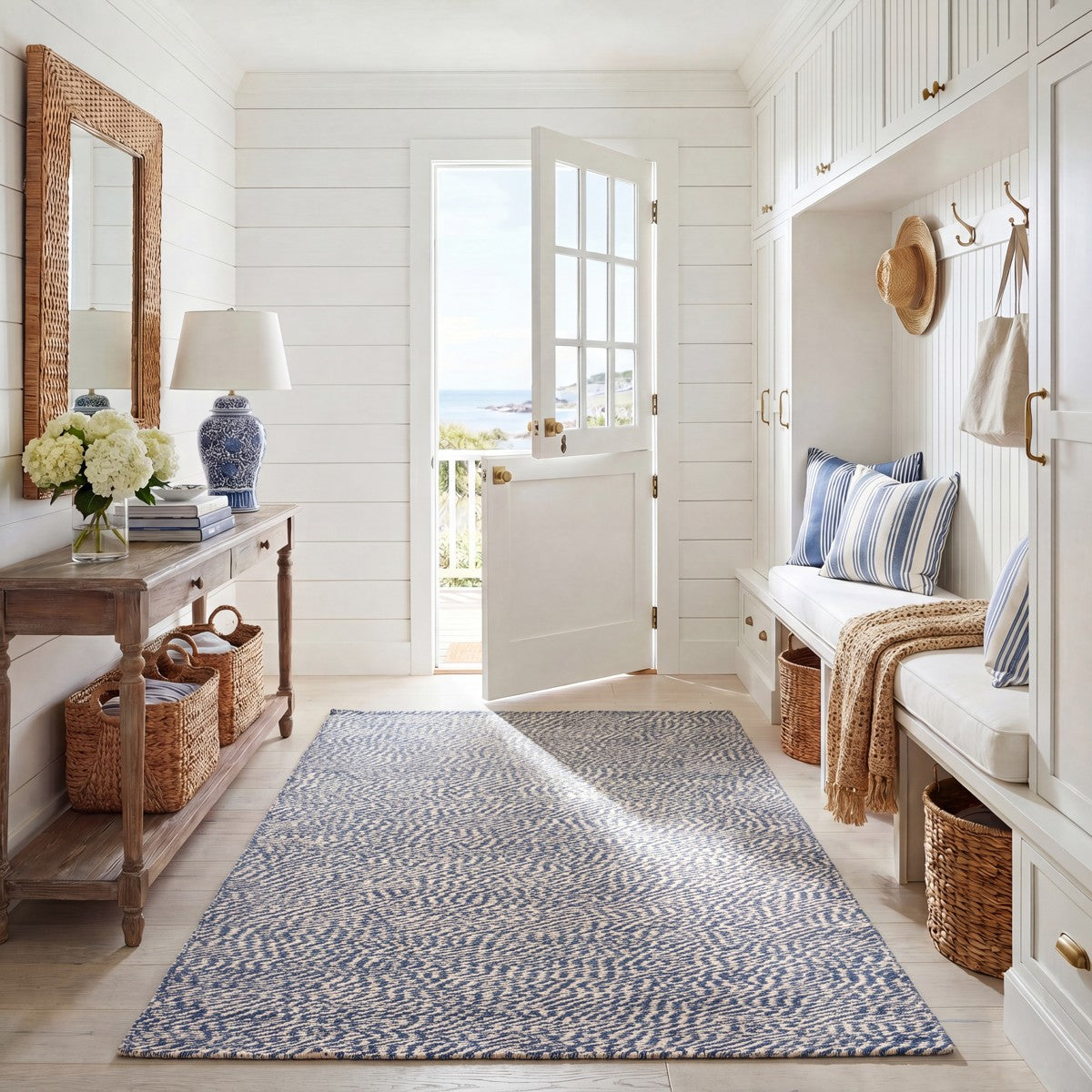 BLUE / IVORY