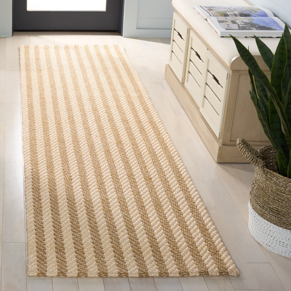 NATURAL / IVORY