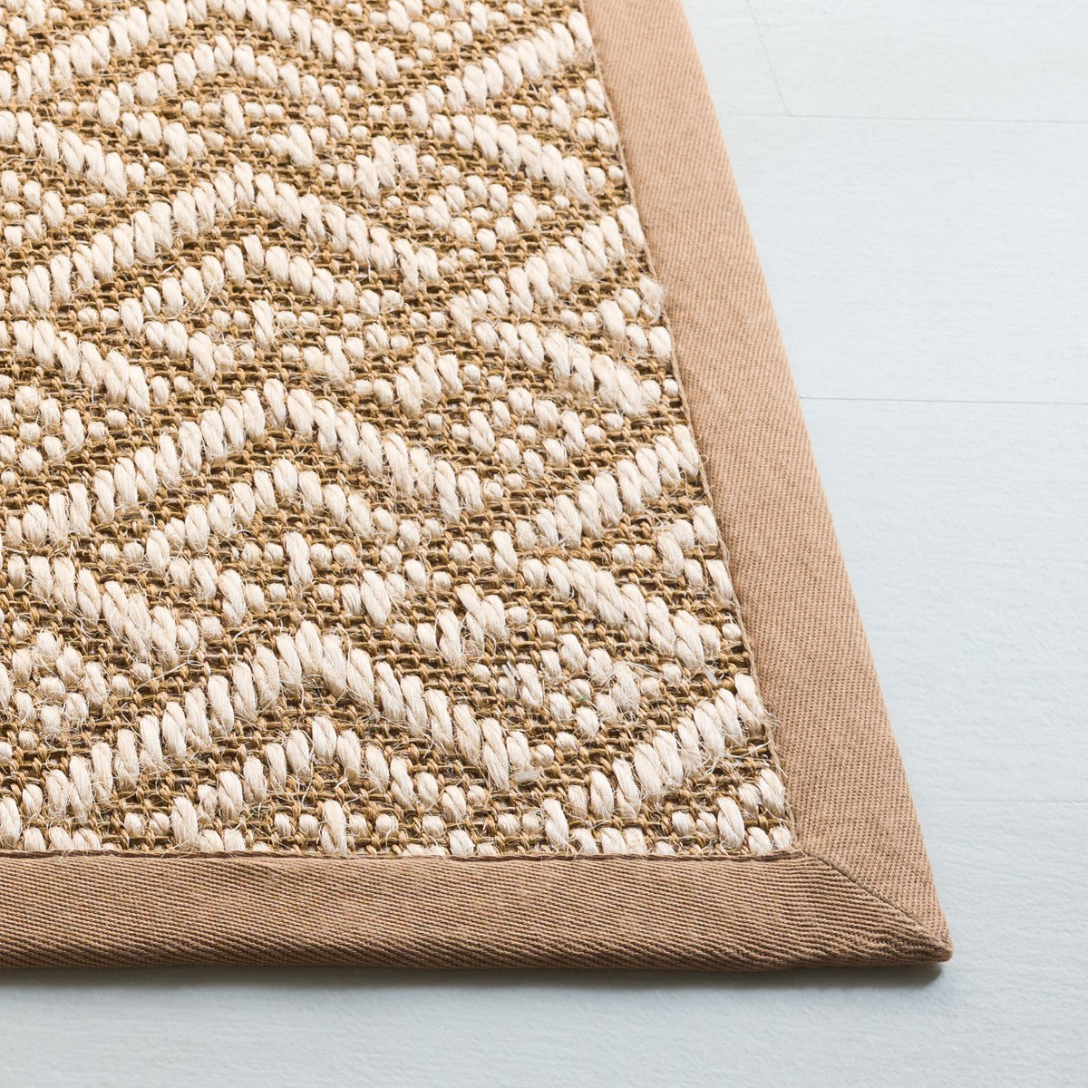 NATURAL / BEIGE