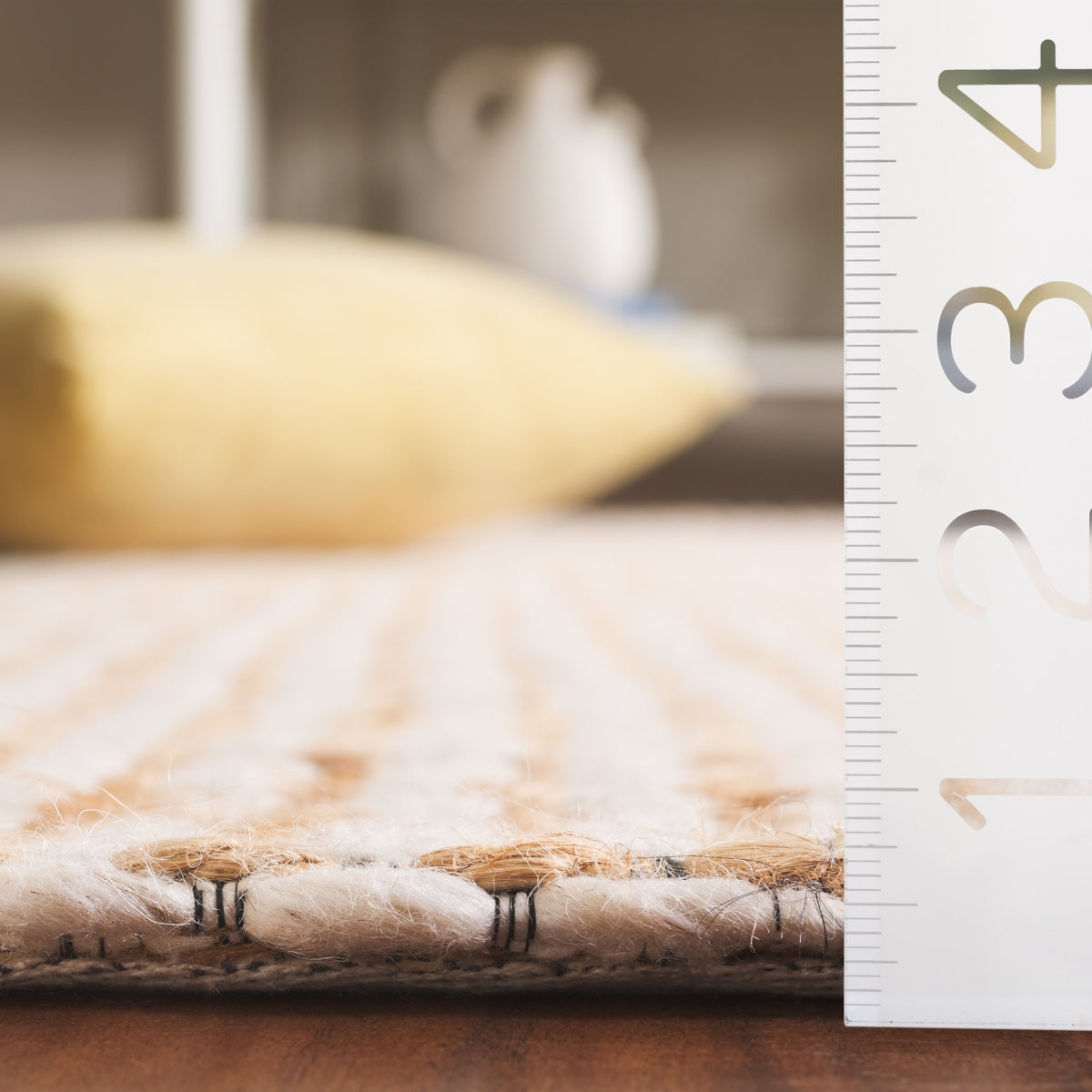 NATURAL / IVORY