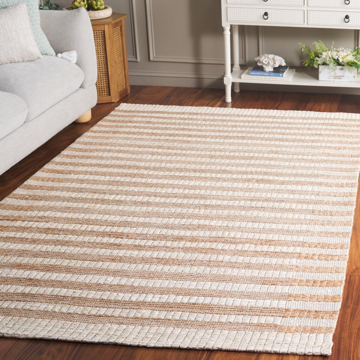 NATURAL / IVORY