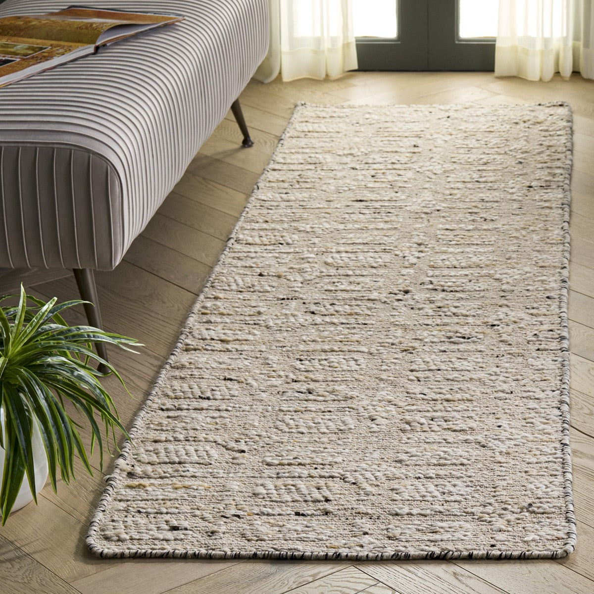 IVORY / BEIGE