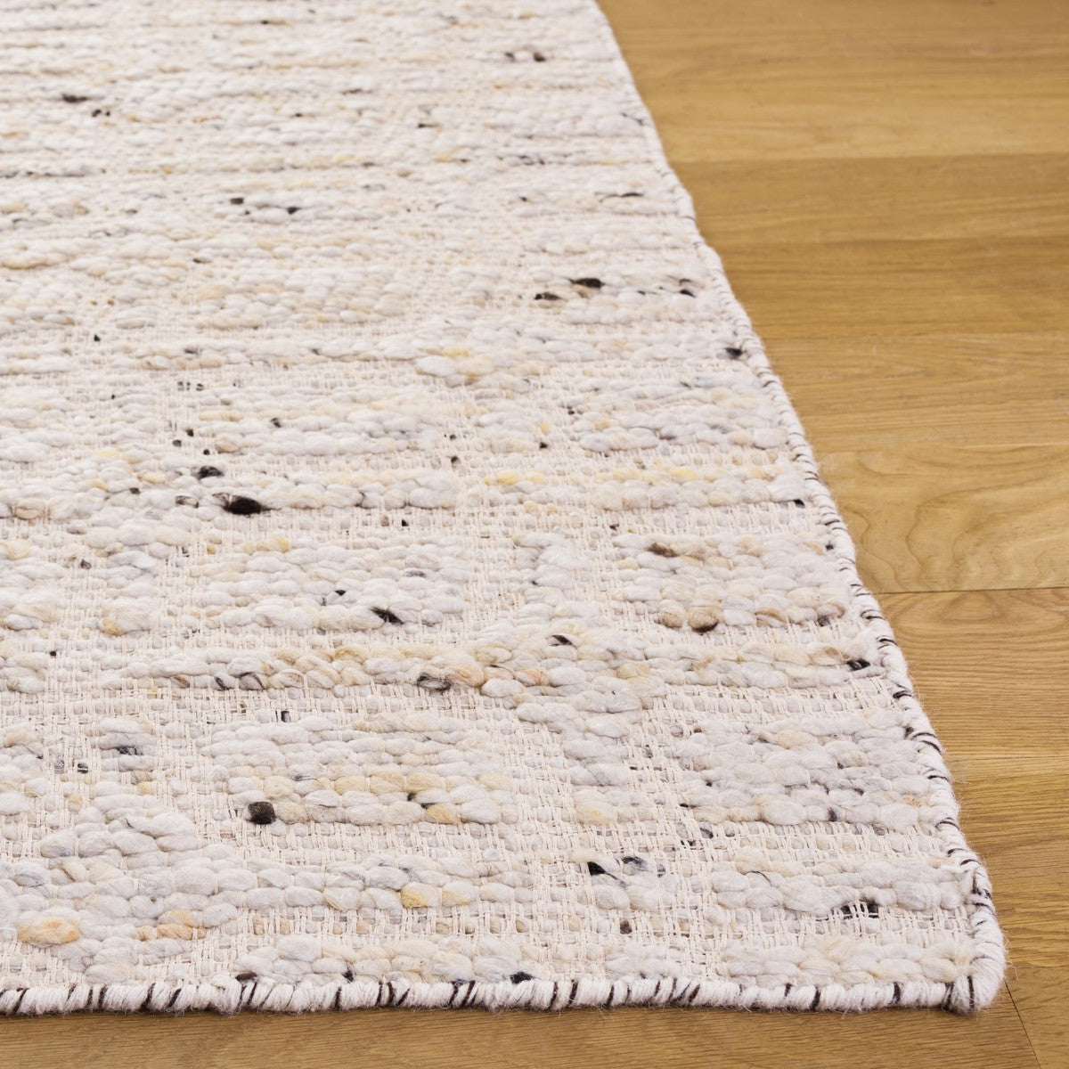 IVORY / BEIGE