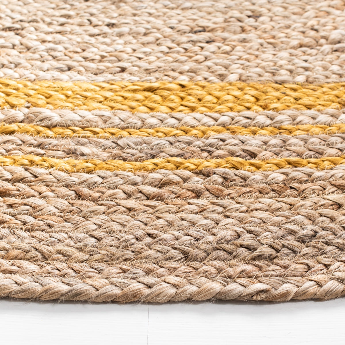 BEIGE / GOLD