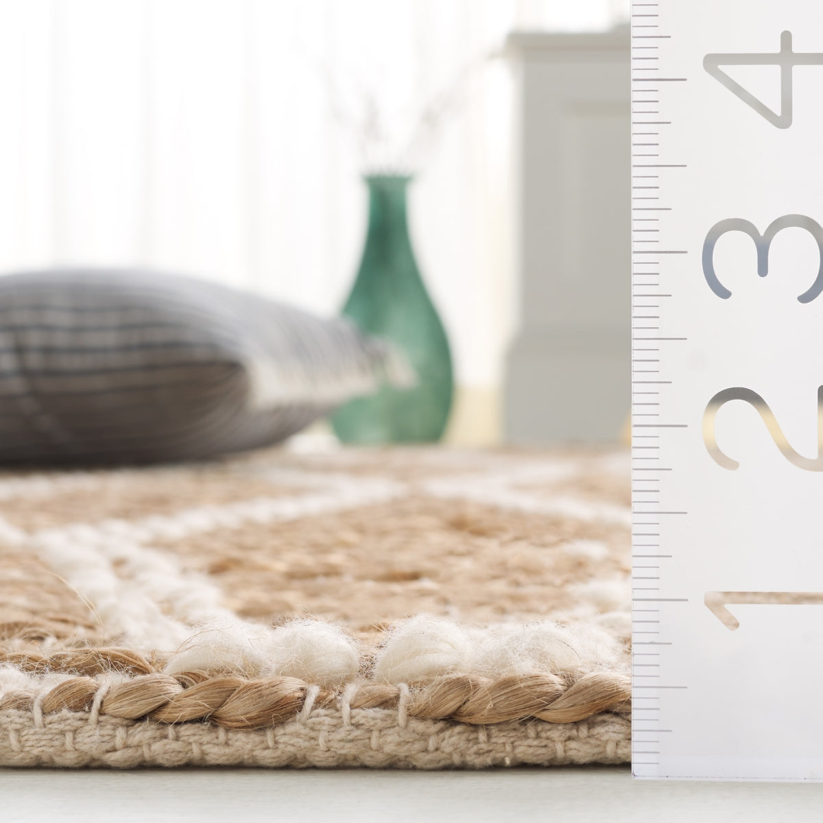 NATURAL / IVORY