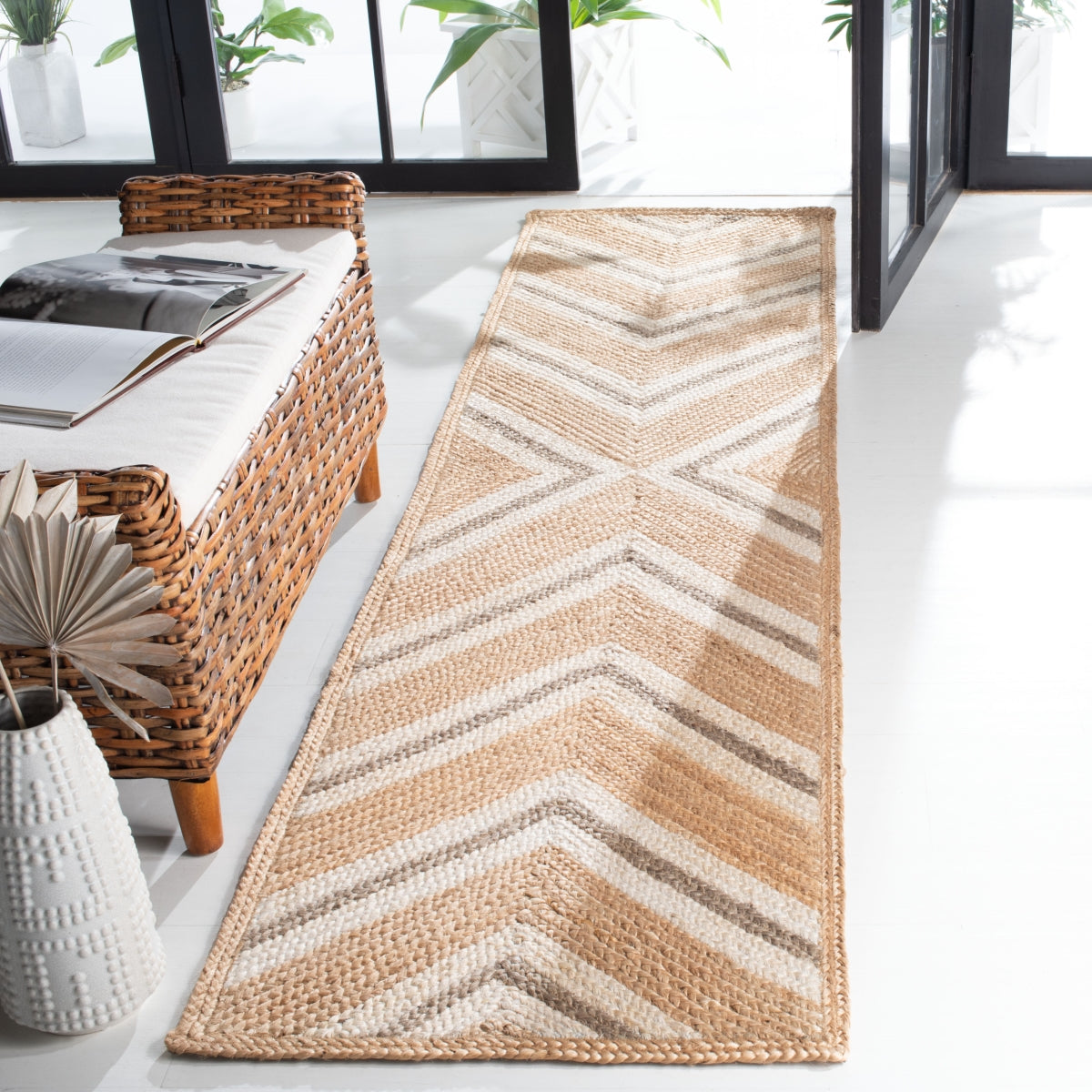 NATURAL / IVORY