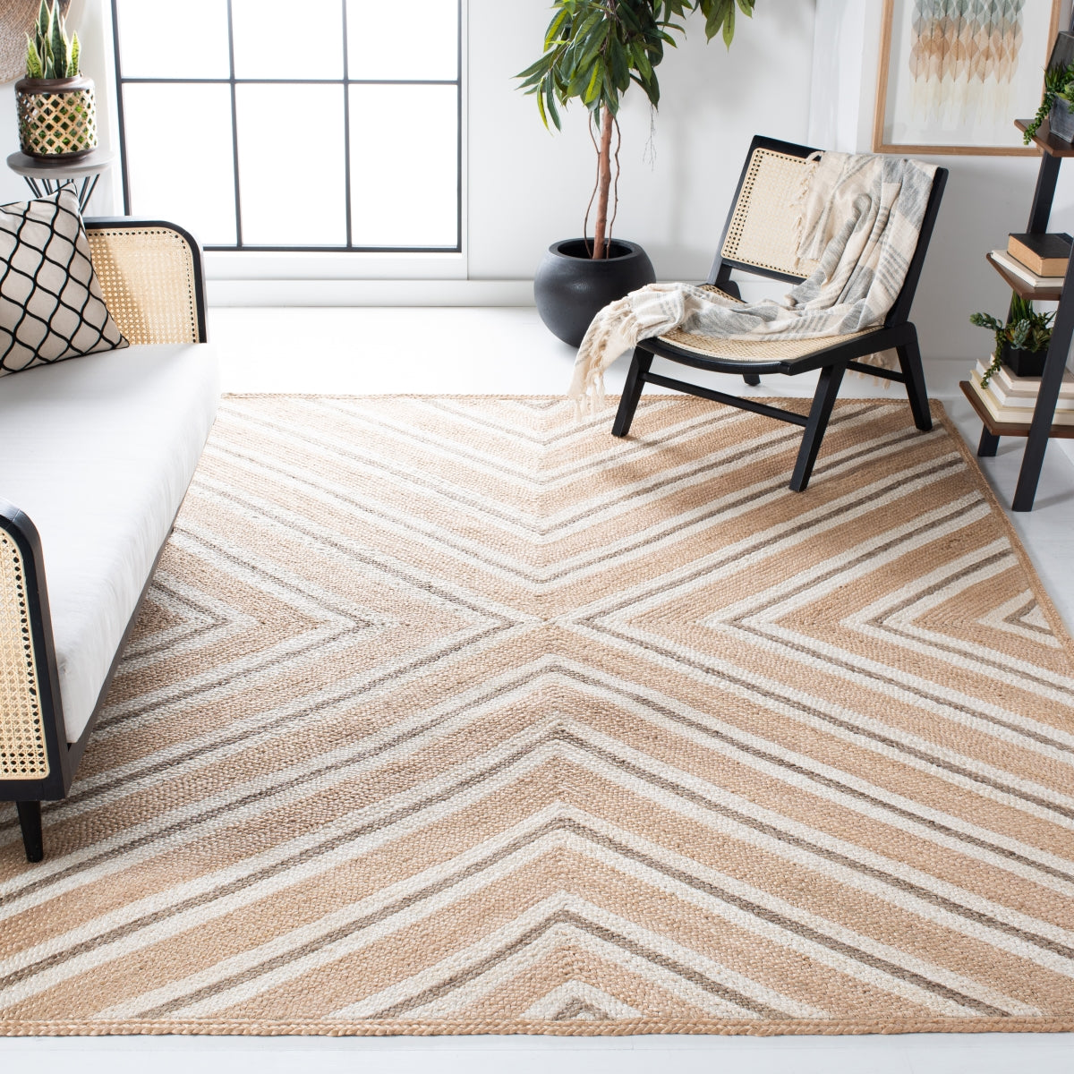 NATURAL / IVORY