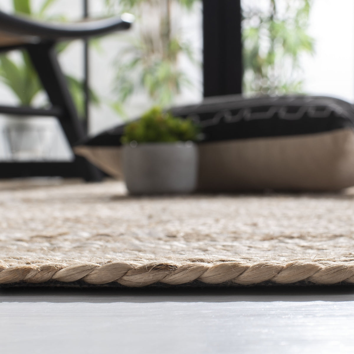NATURAL / IVORY