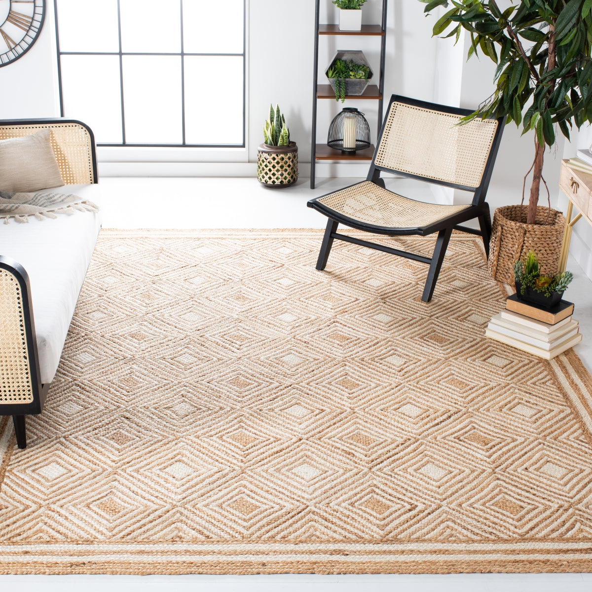 NATURAL / IVORY
