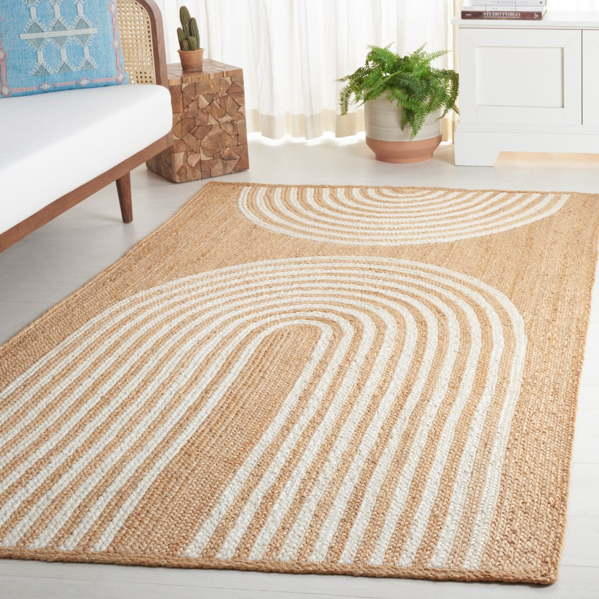 NATURAL / IVORY