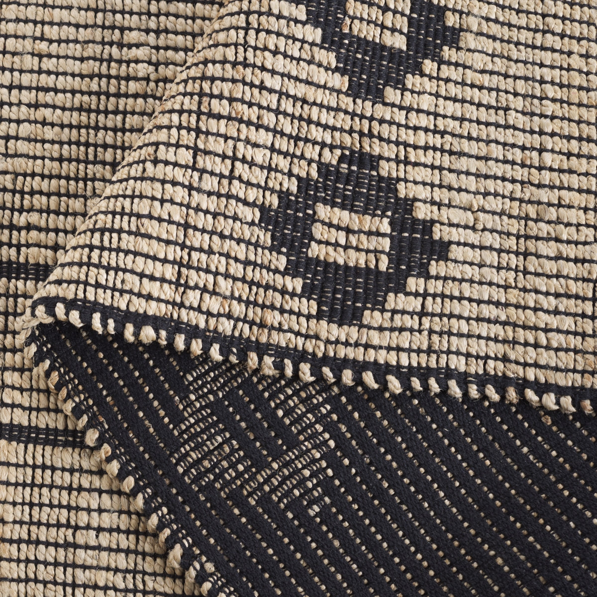 NATURAL / BLACK
