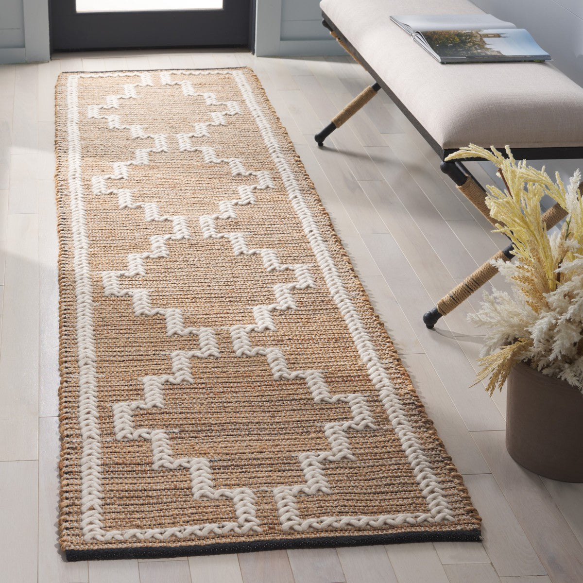 NATURAL / IVORY