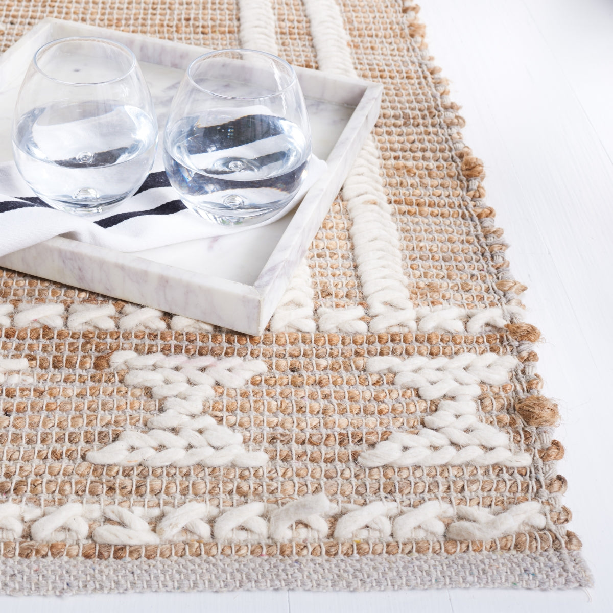 NATURAL / IVORY