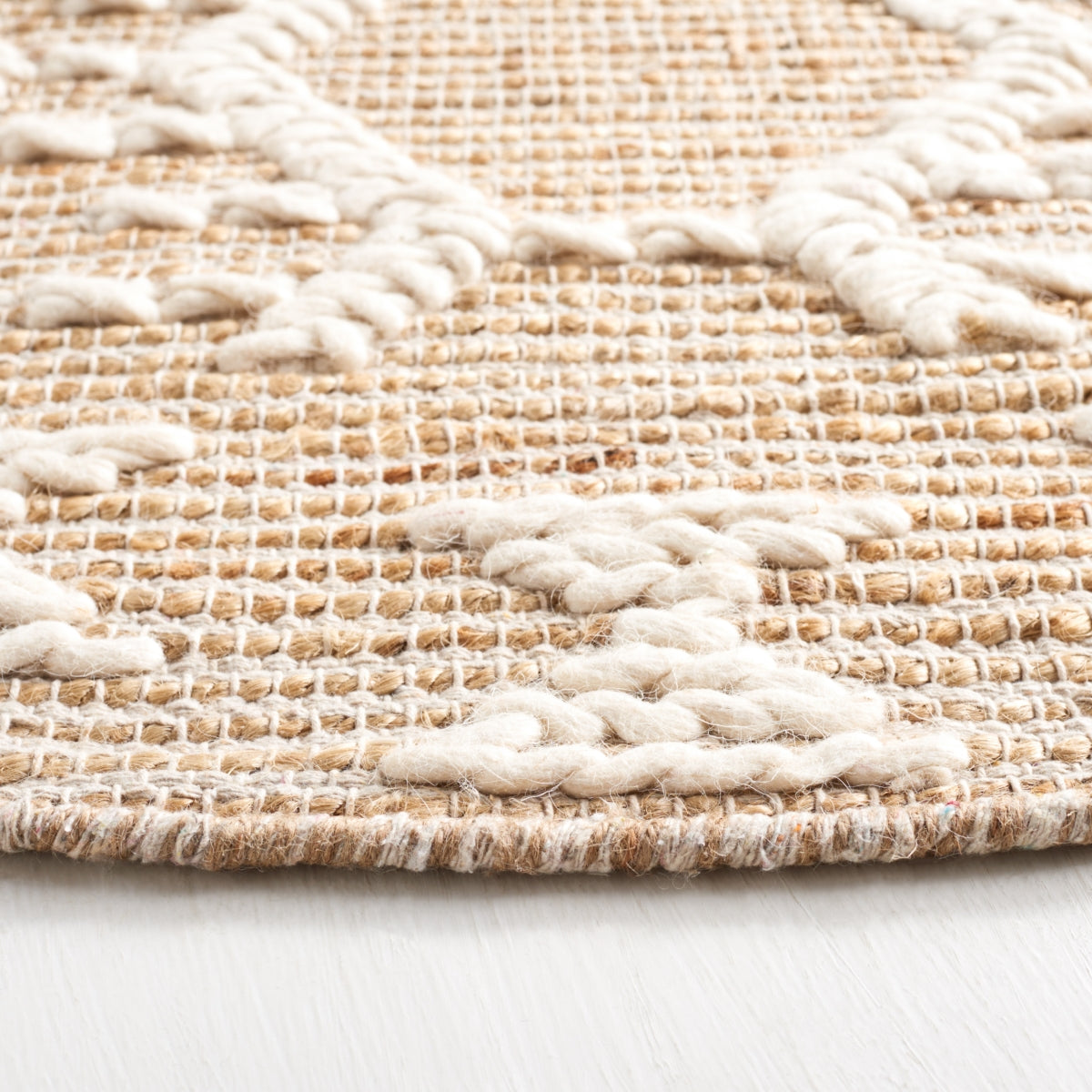 NATURAL / IVORY