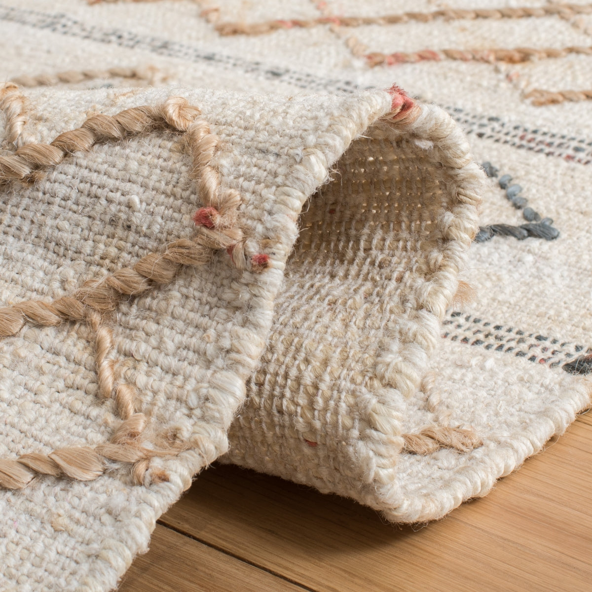 NATURAL / IVORY