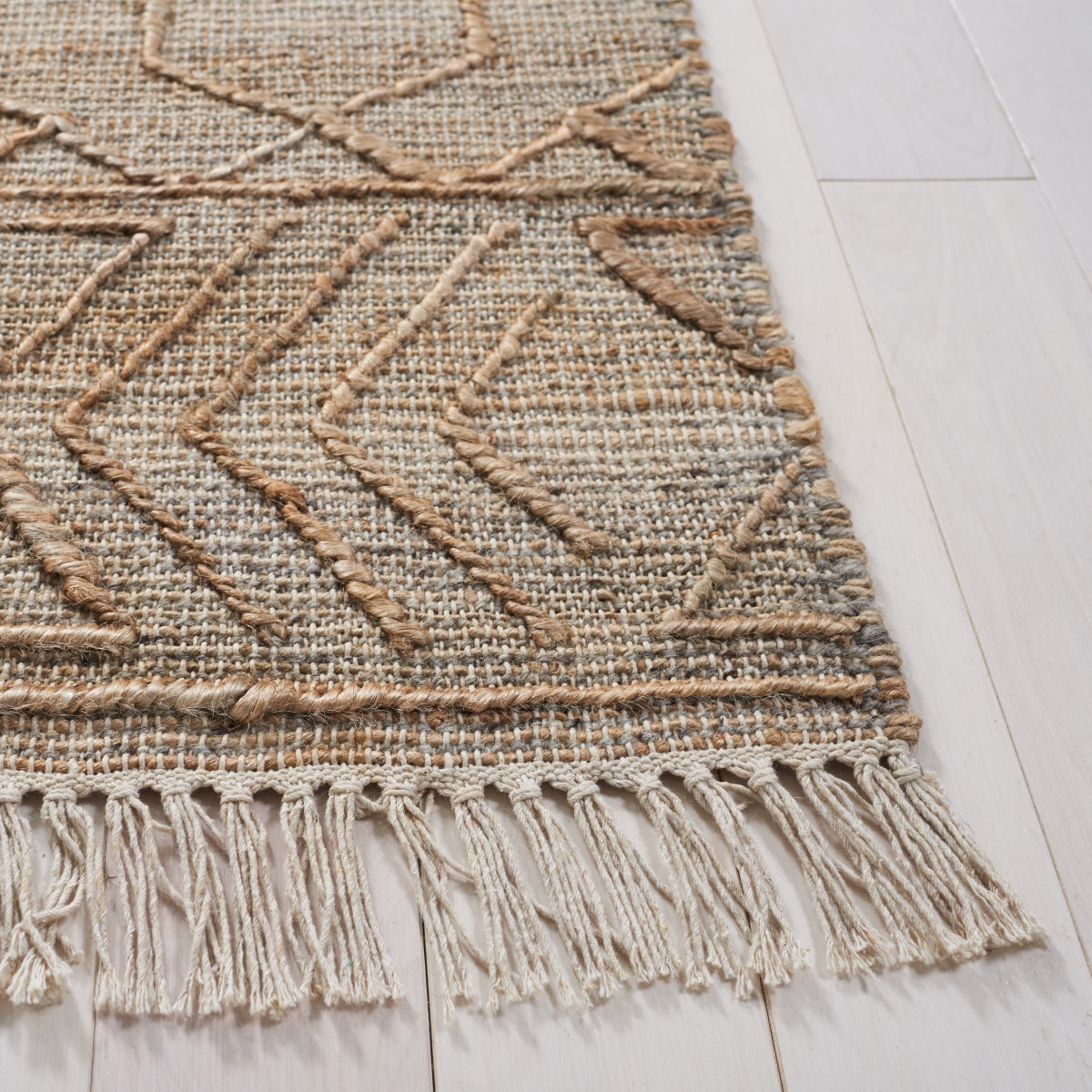 NATURAL / BEIGE