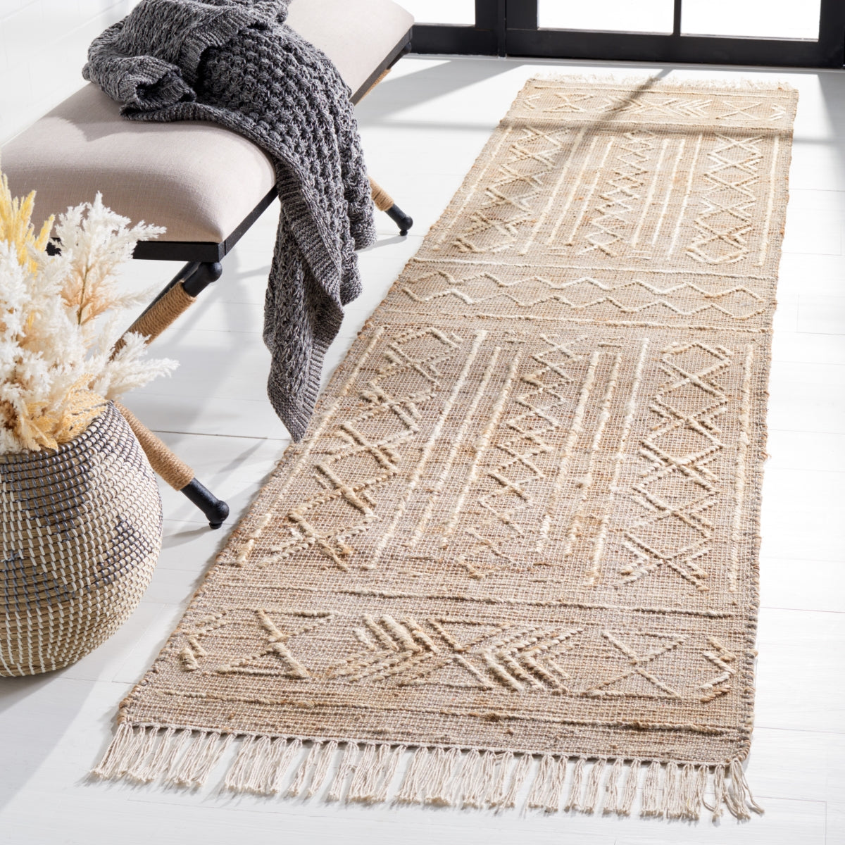 NATURAL / IVORY