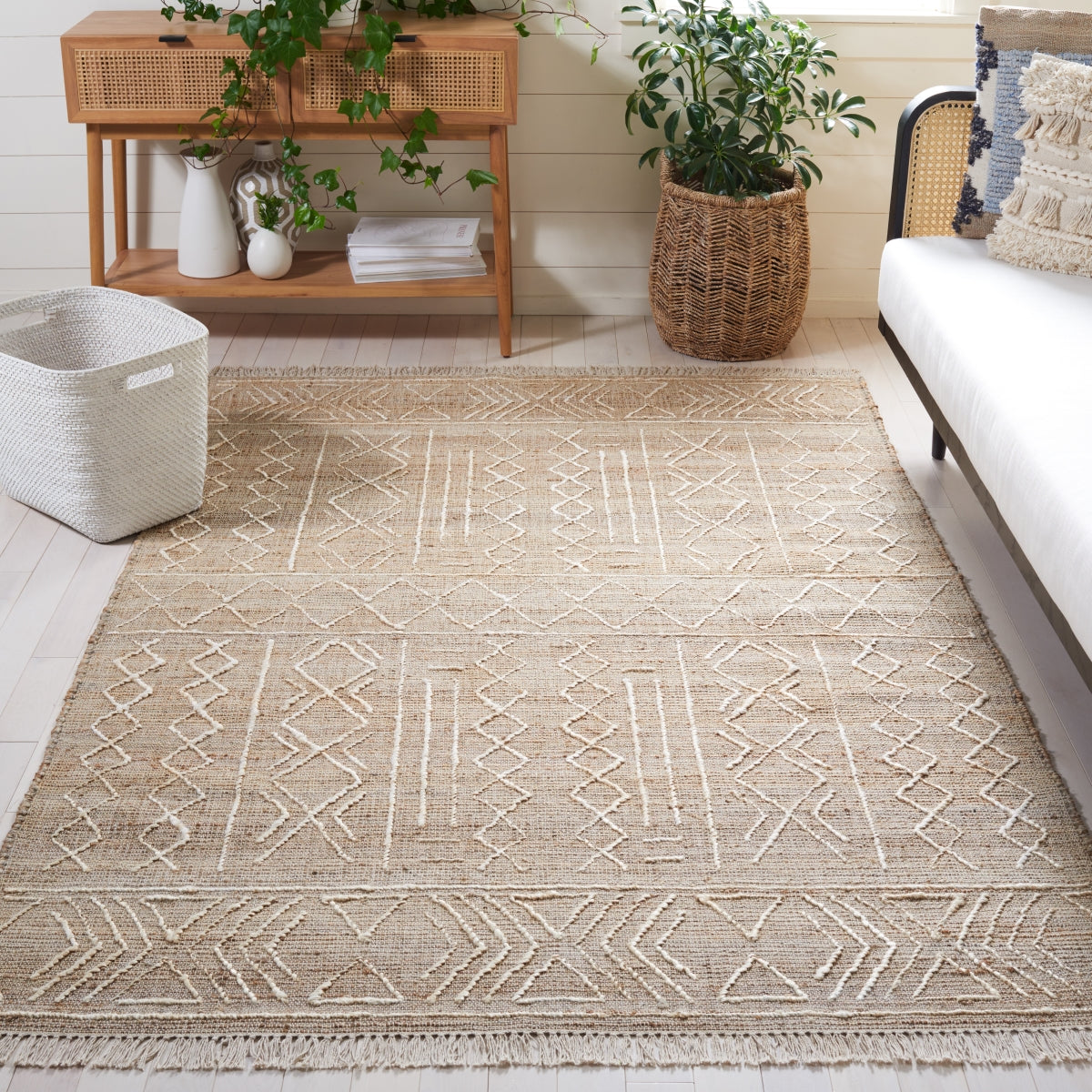 NATURAL / IVORY