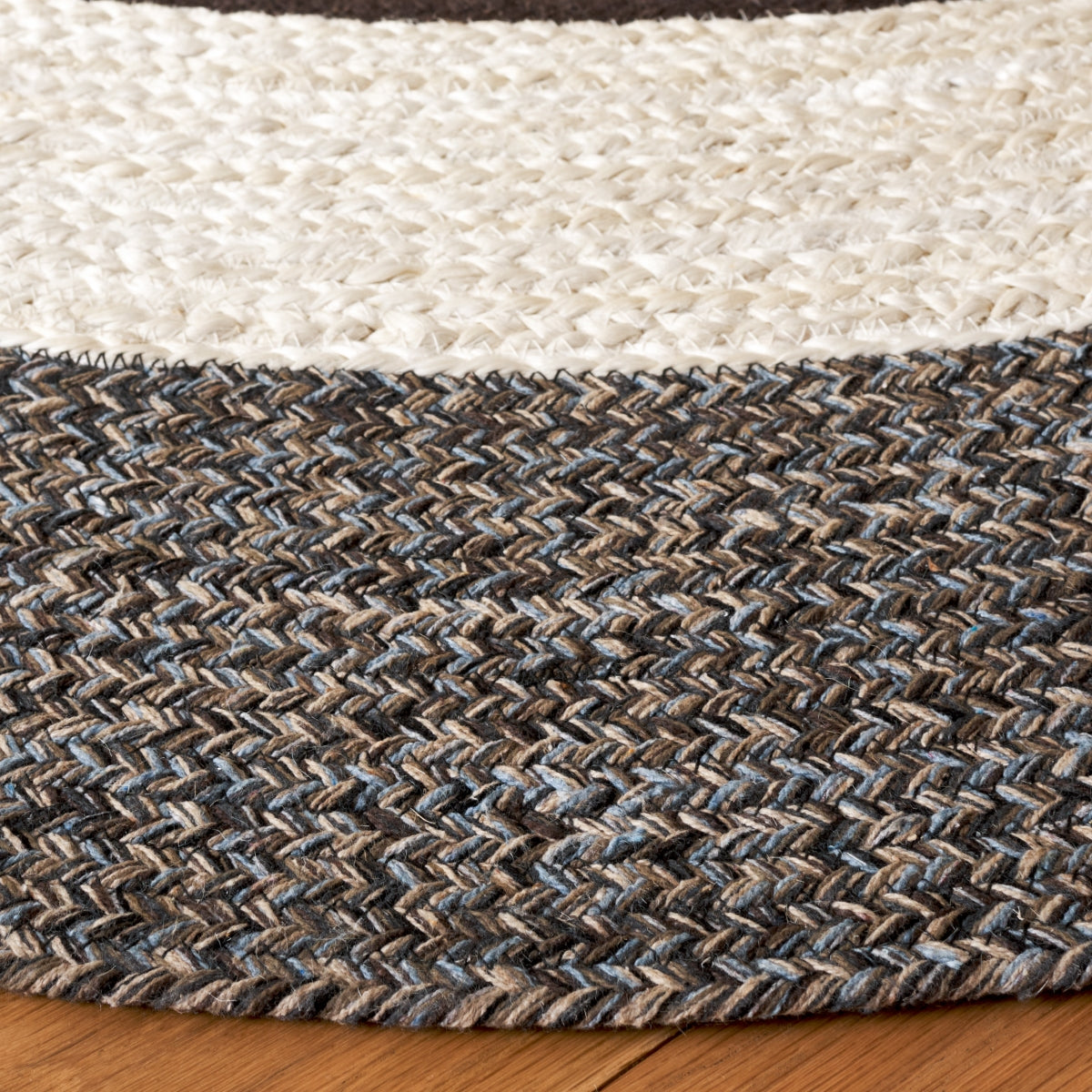 BROWN / IVORY