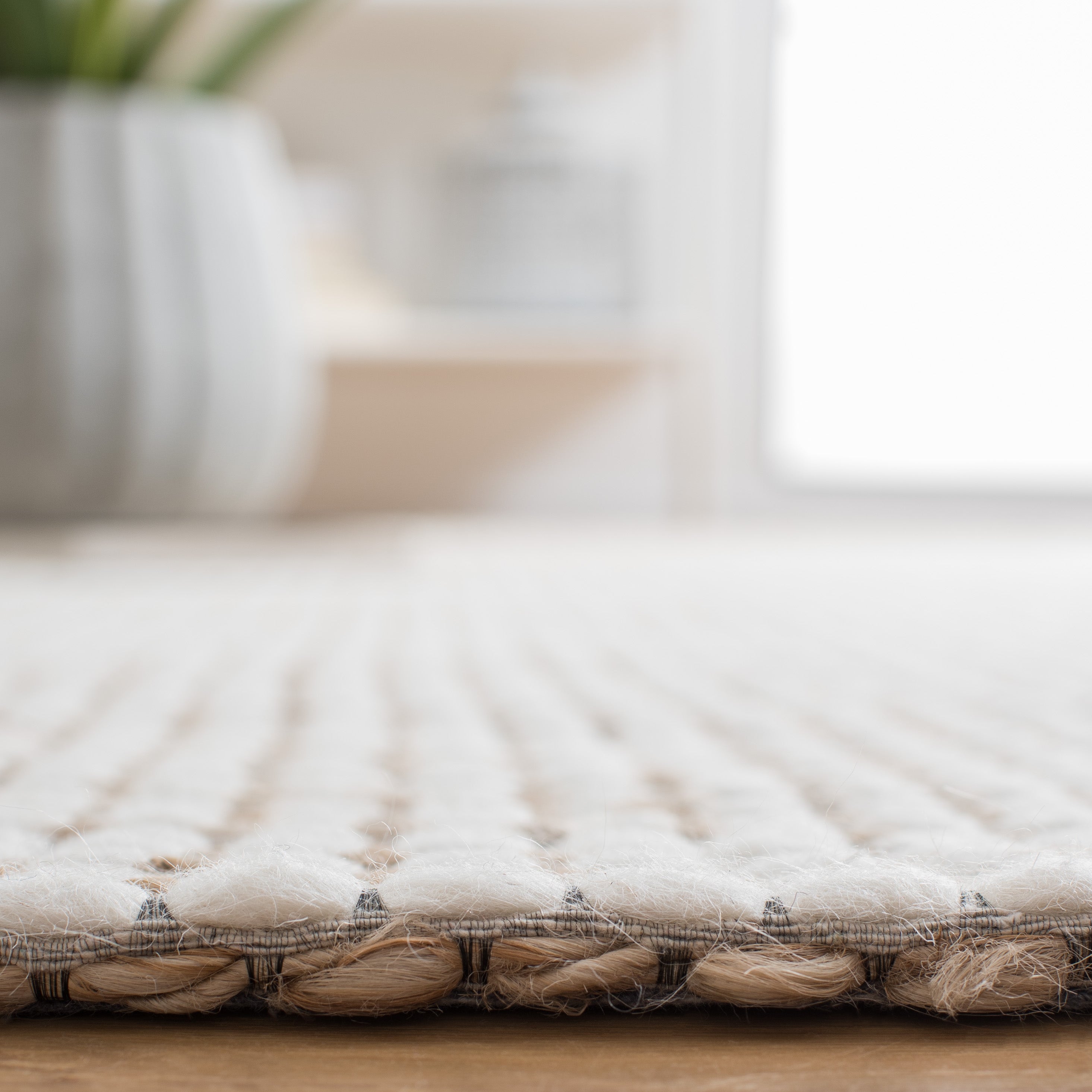 NATURAL / IVORY