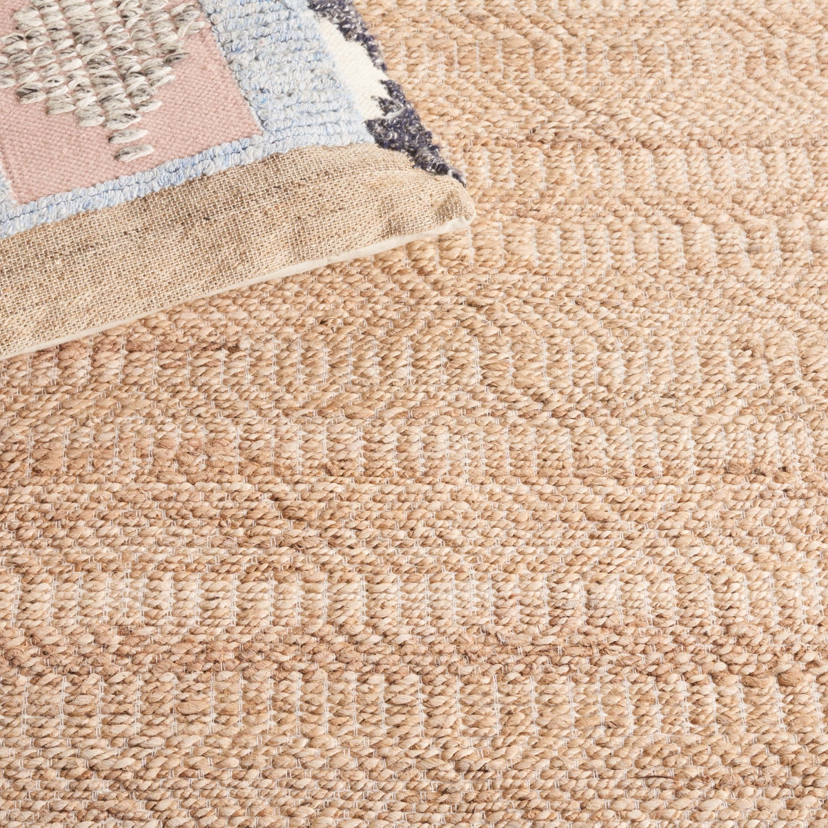 NATURAL / IVORY