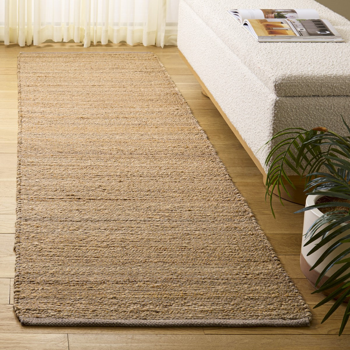 NATURAL / TAUPE