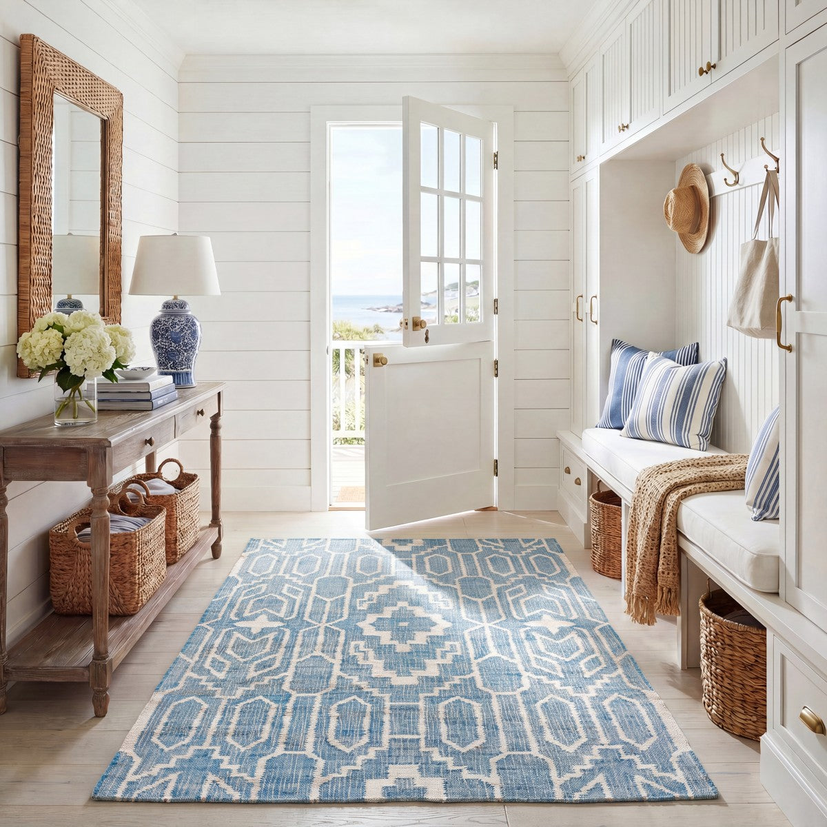 BLUE / IVORY