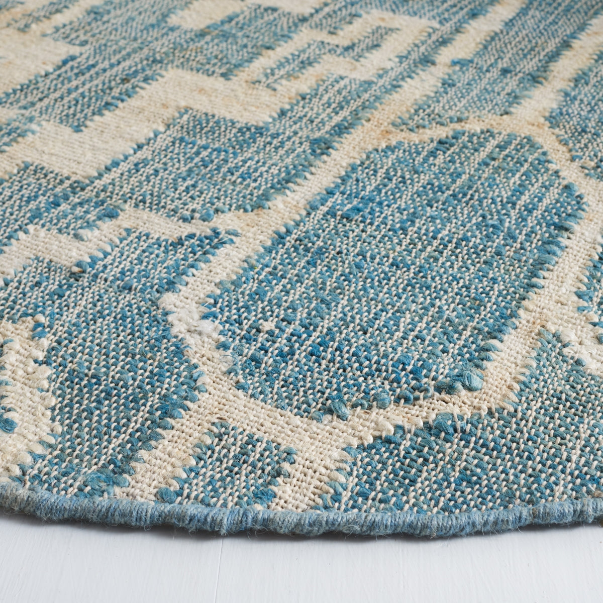 BLUE / IVORY