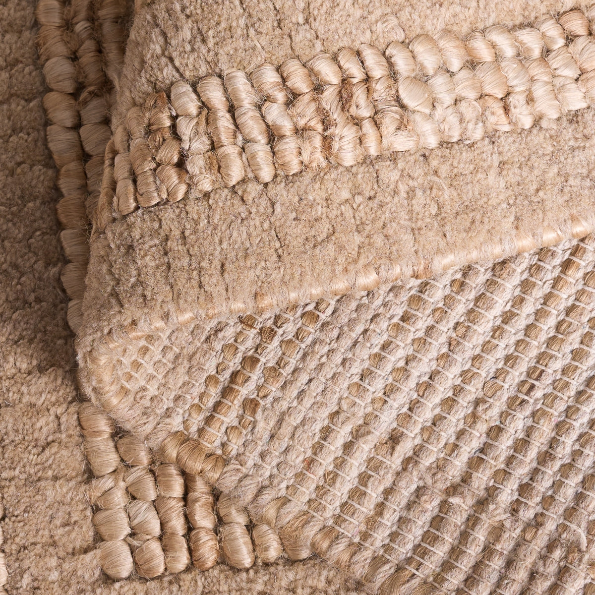 NATURAL / BEIGE