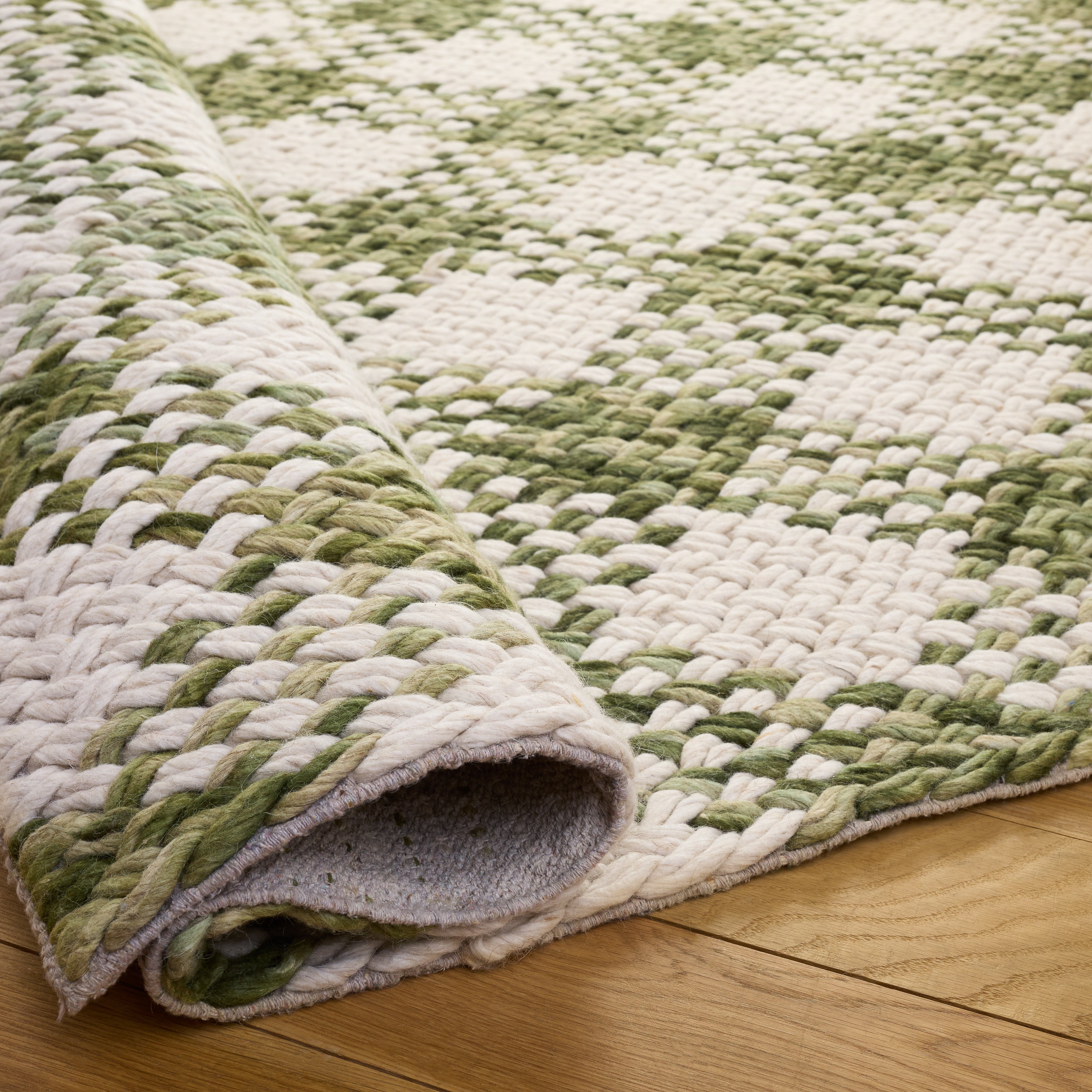 GREEN / IVORY