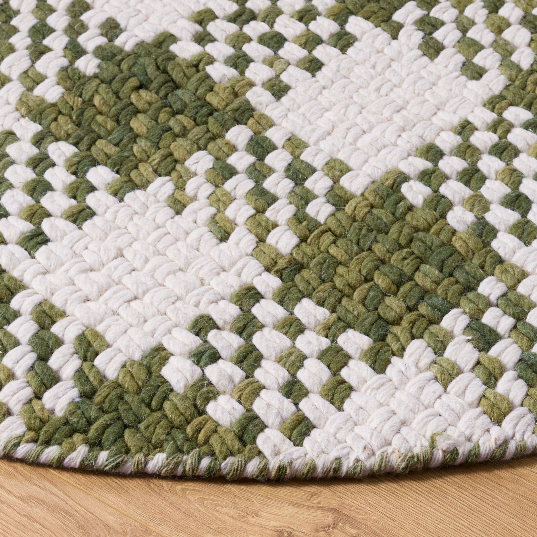 GREEN / IVORY