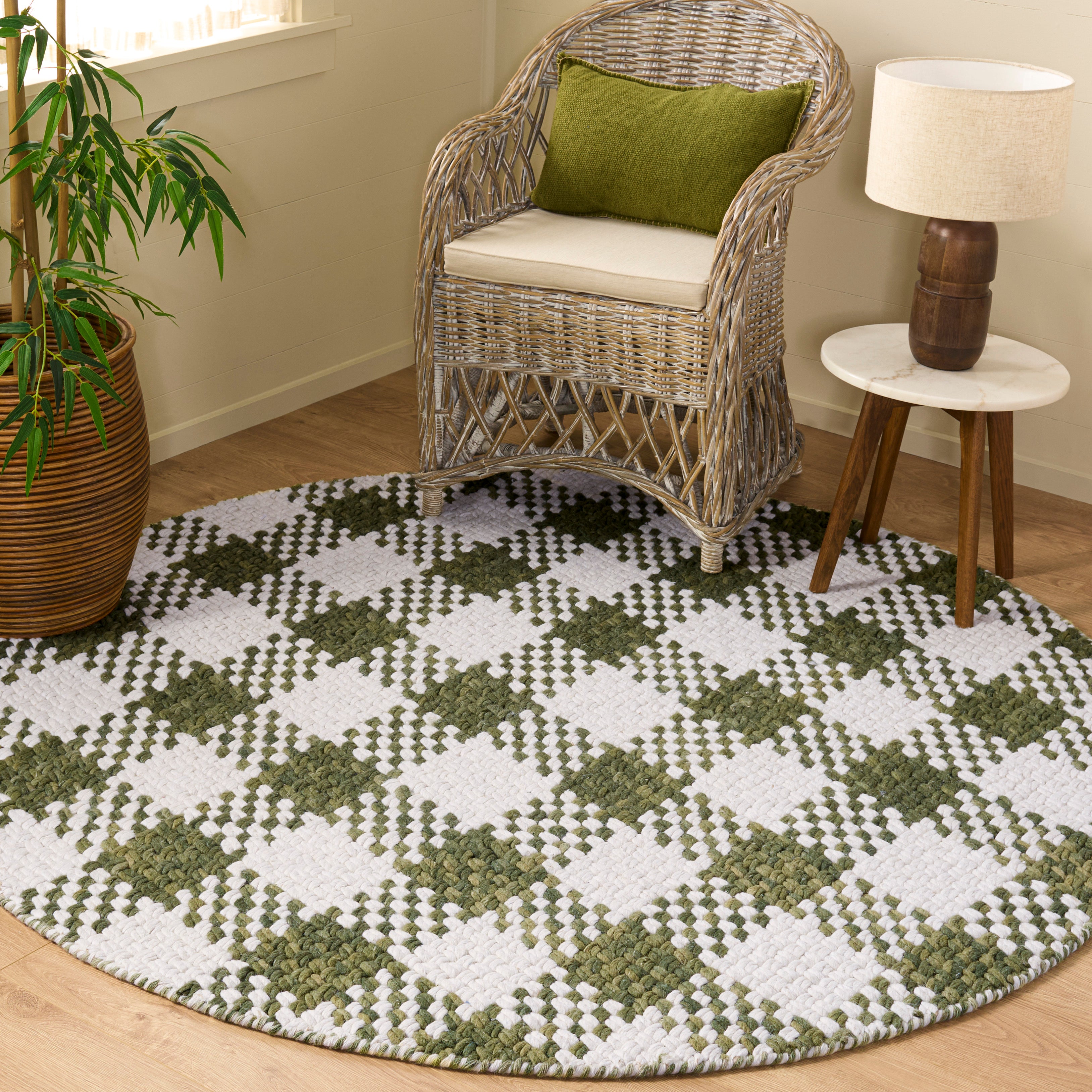 GREEN / IVORY