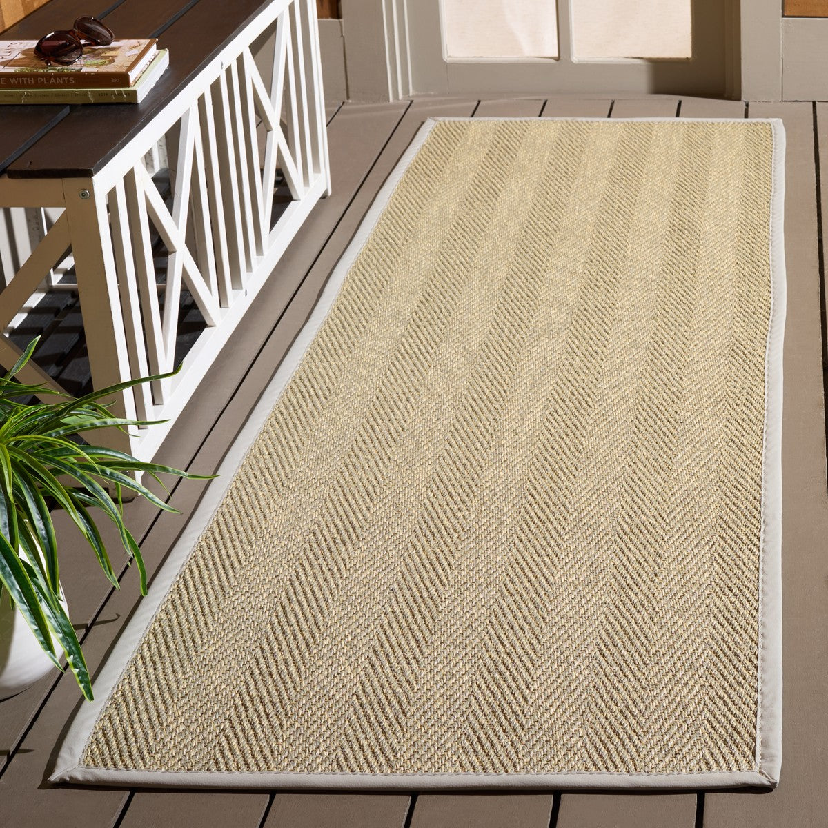 NATURAL / IVORY