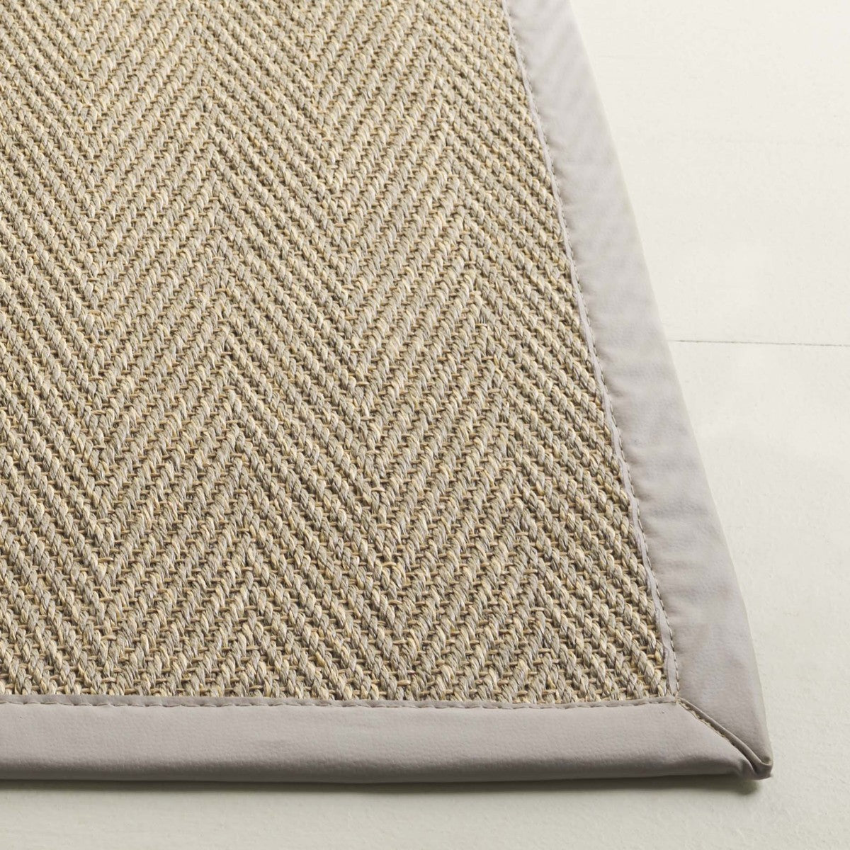 NATURAL / IVORY