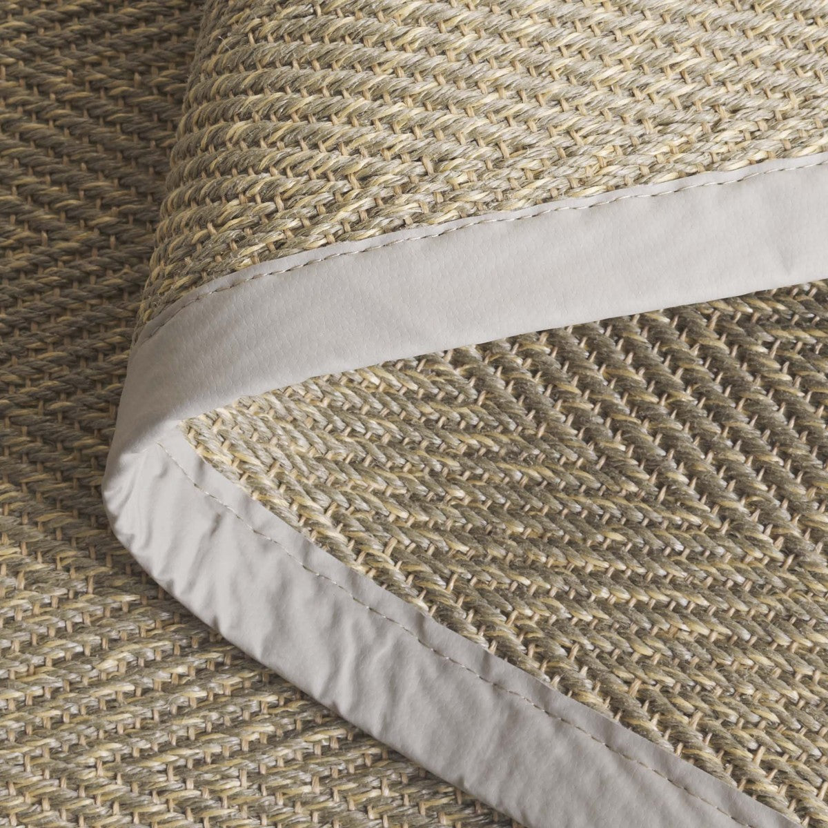 NATURAL / IVORY